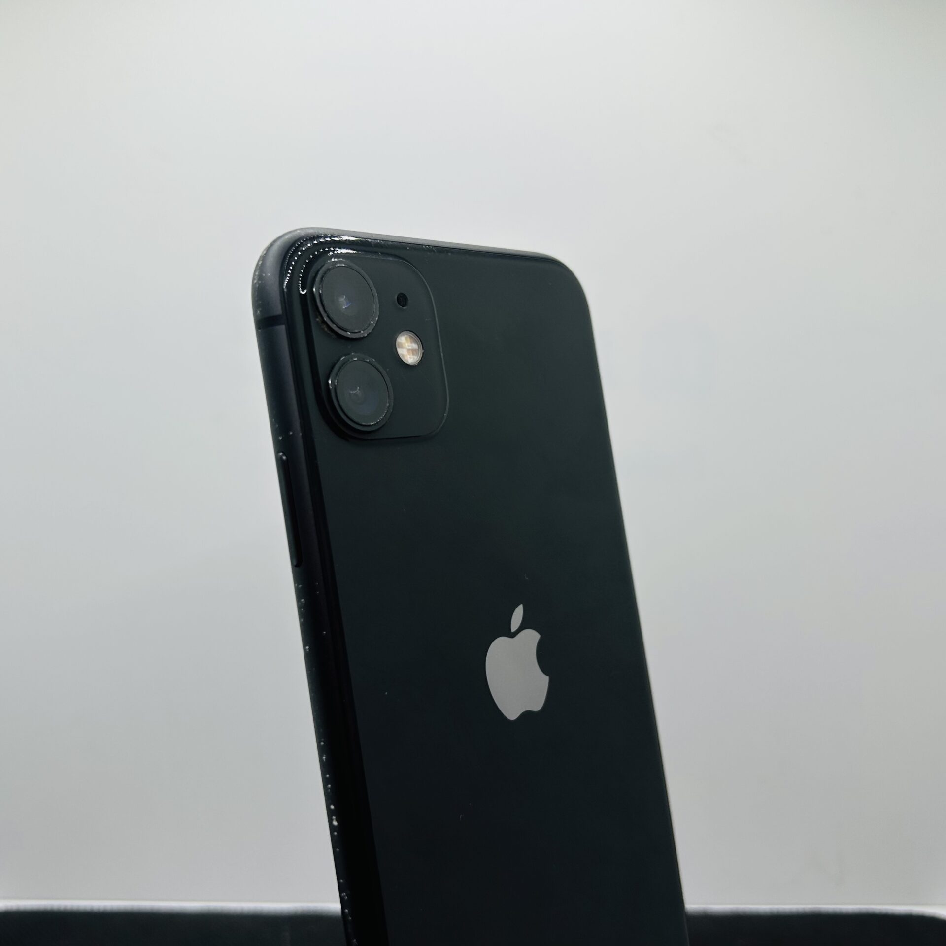 Apple iPhone 11 64GB Black - (Grade B) | Epic Deals SA