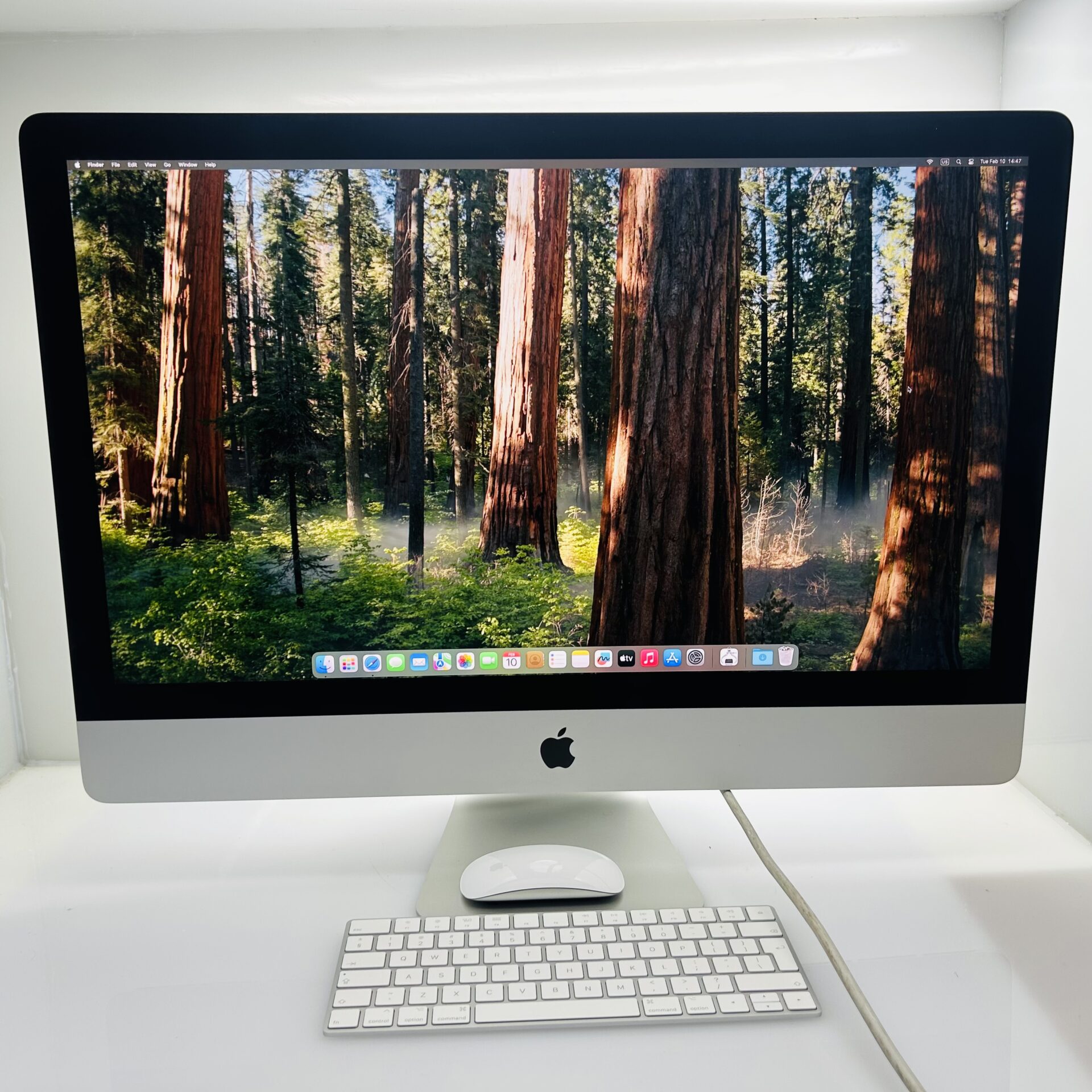 Macデスクトップ Apple iMac 27inch & Apple Magic Keyboard Apple iMac 27-Inch “Core i5” 3.1GHz (5K, 2020) 8GB RAM 256GB SSD