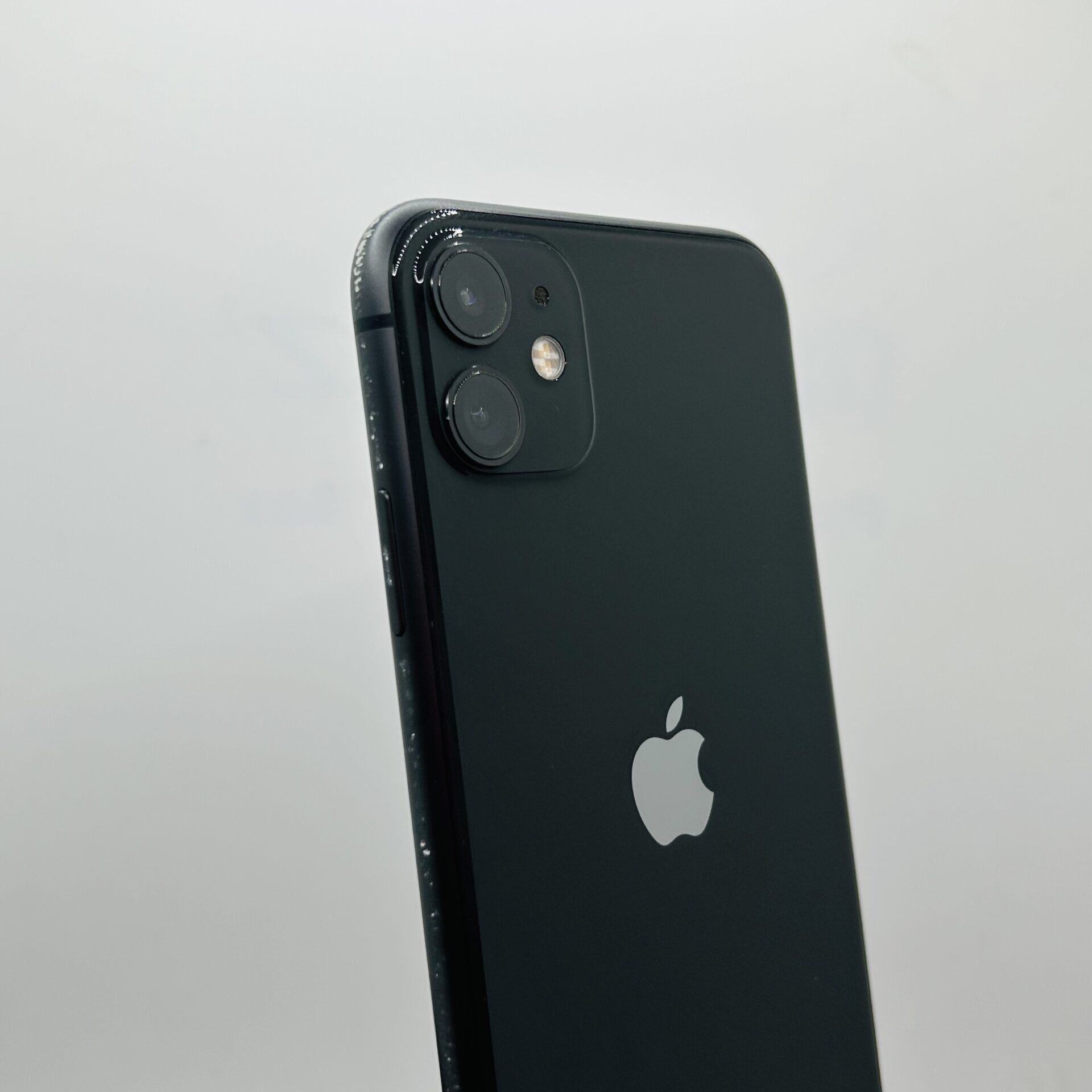 Apple iPhone 11 128GB Black - (Grade B) | Epic Deals SA