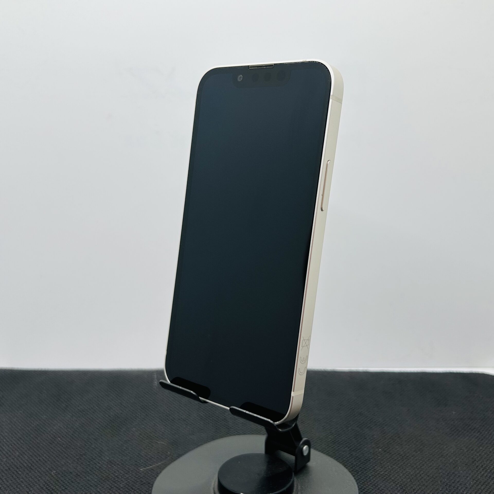 Apple iPhone 13 mini 128GB White - (Grade B) - Image 3
