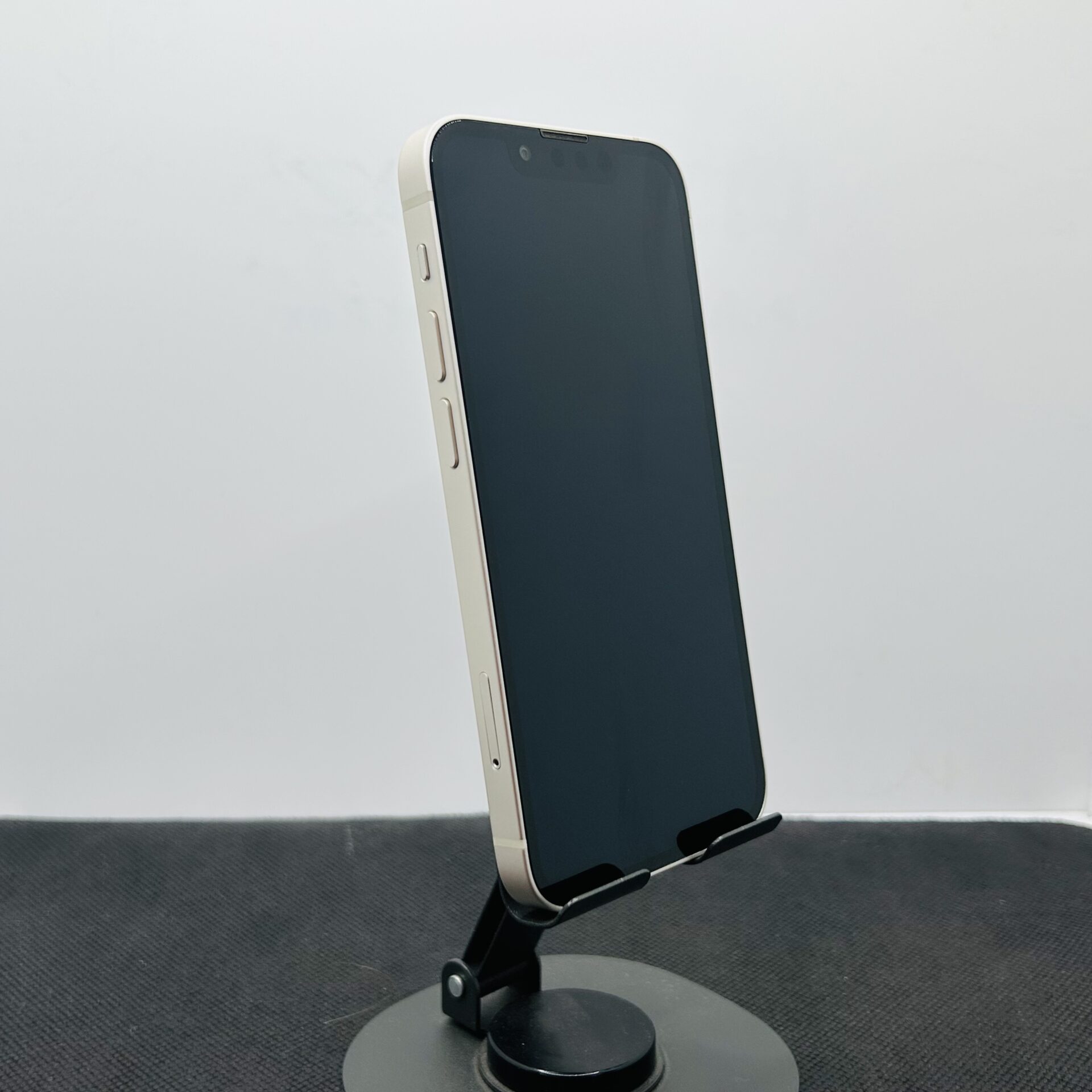 Apple iPhone 13 mini 128GB White - (Grade B) - Image 2