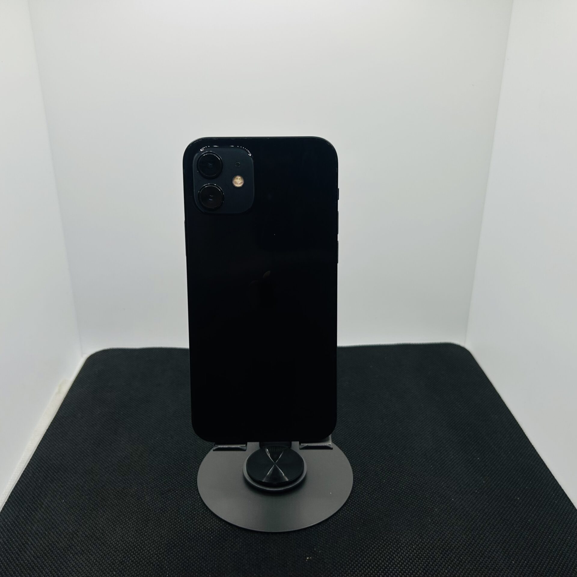 Apple iPhone 12 128GB Black – (Grade B) | Epic Deals SA