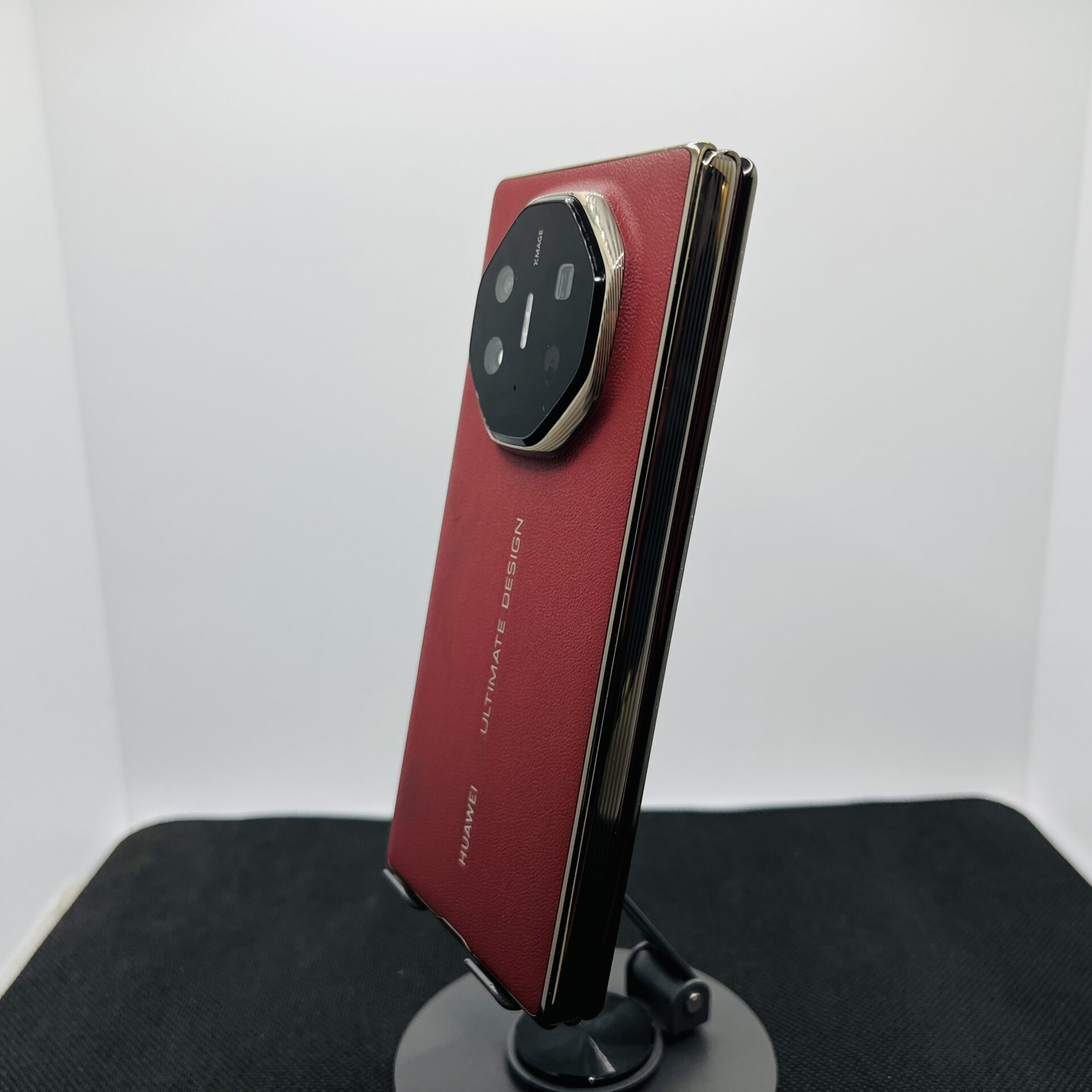 Huawei Mate XT Ultimate 1TB Red - (Grade B) - Image 7