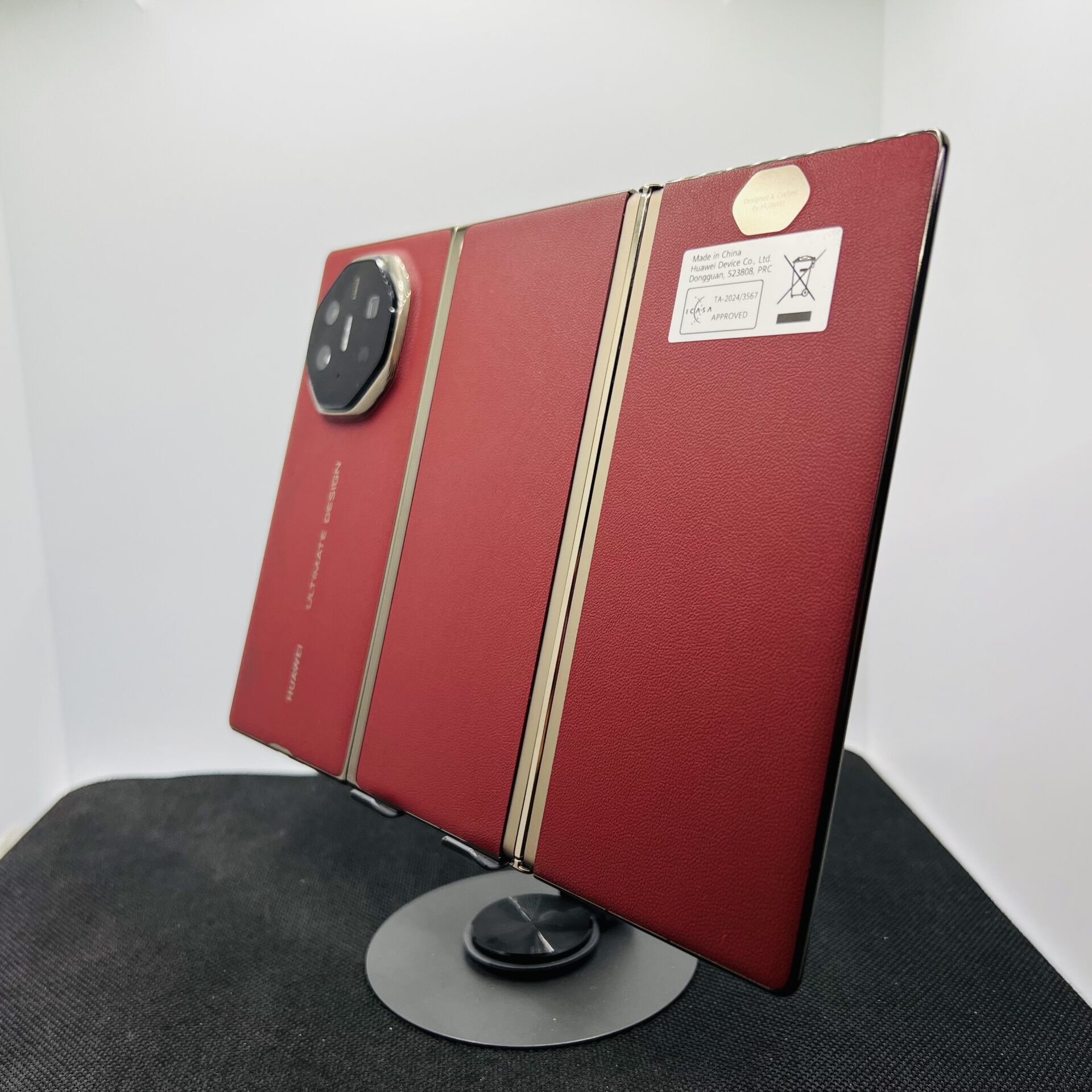 Huawei Mate XT Ultimate 1TB Red - (Grade B) - Image 11