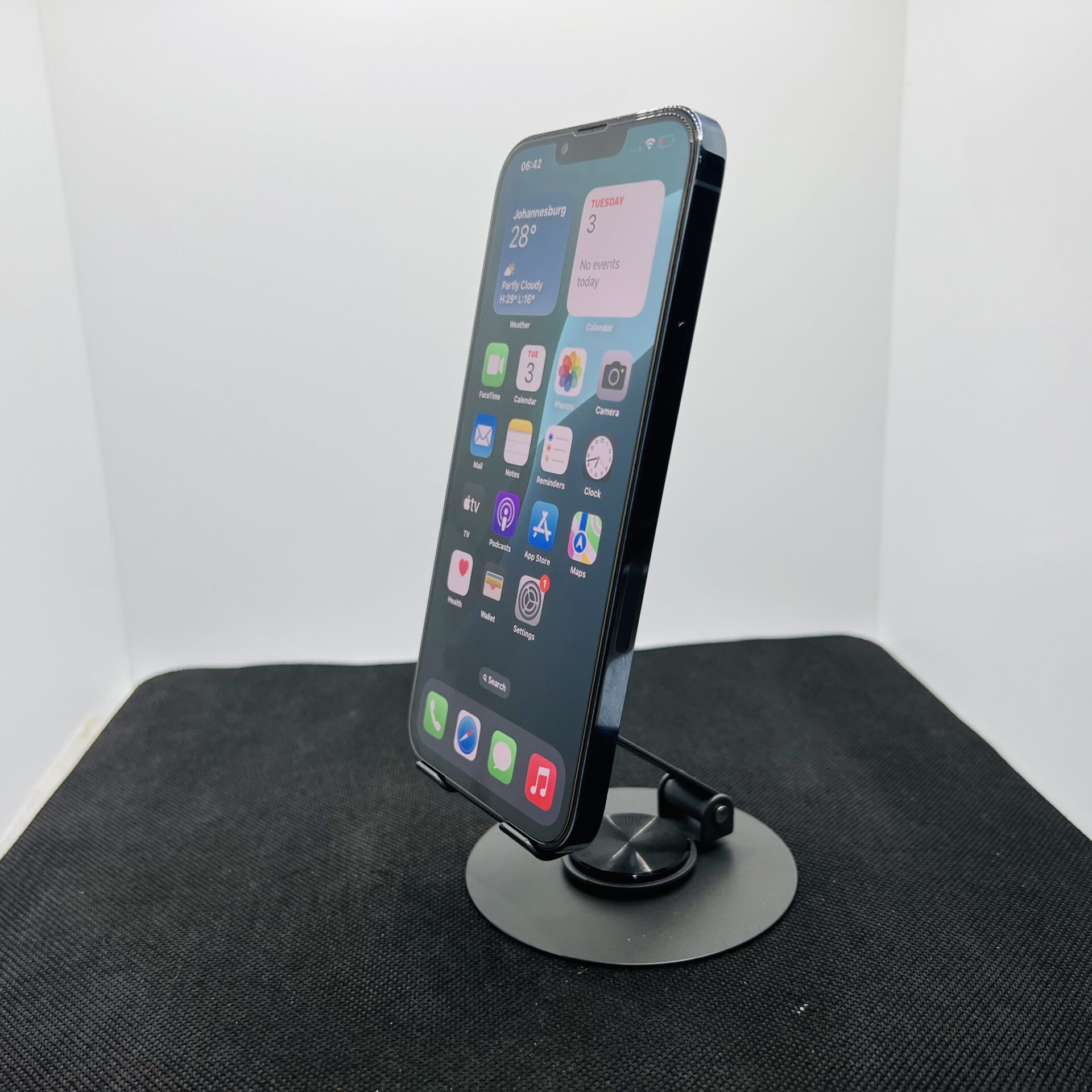 Apple iPhone 13 Pro Max 512GB Sierra Blue – (Grade B) - Image 4