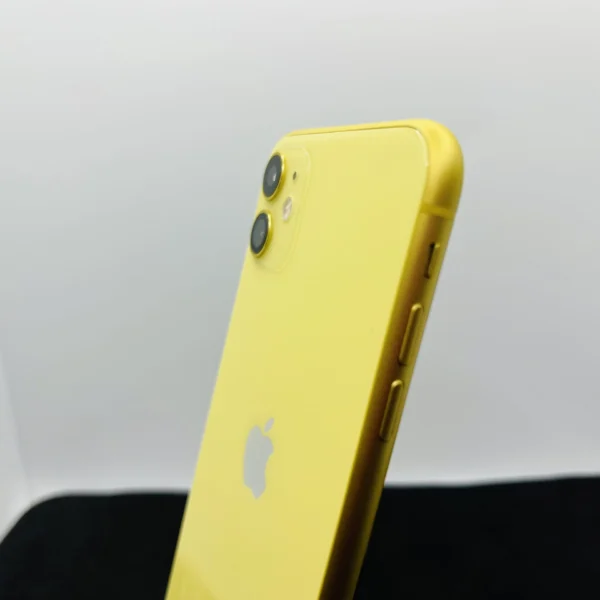 Apple iPhone 11 64GB Yellow – (Grade B) | Epic Deals SA