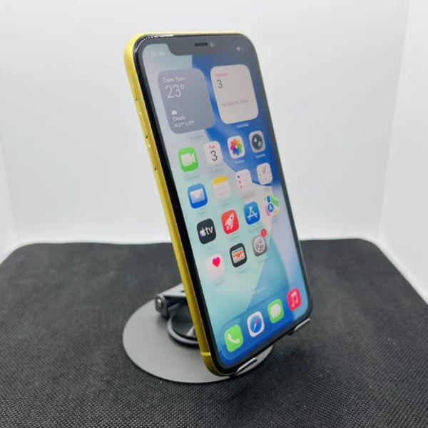 Apple iPhone 11 64GB Yellow – (Grade B) | Epic Deals SA