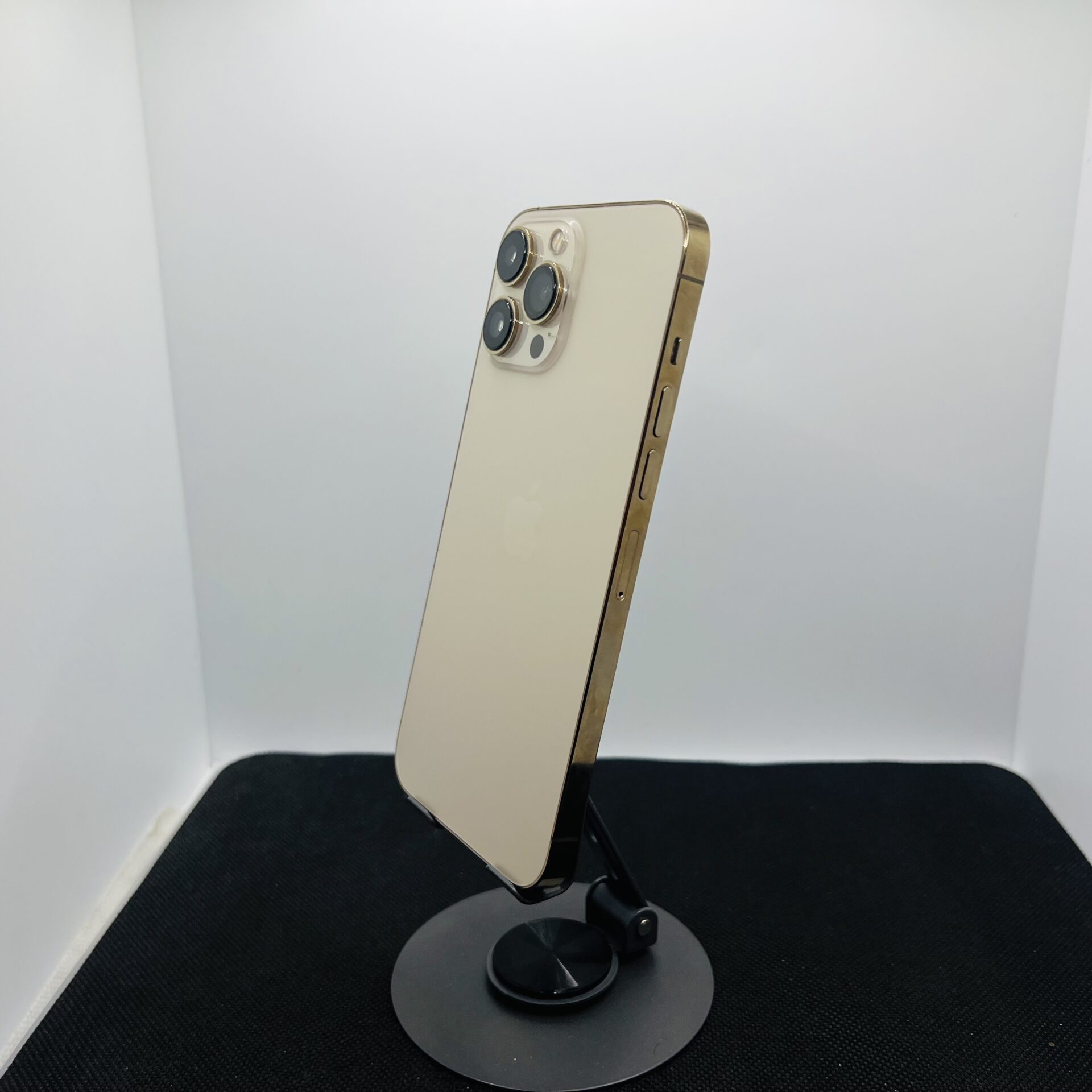 Apple iPhone 13 Pro Max 256GB Gold – (Grade B) | Epic Deals SA
