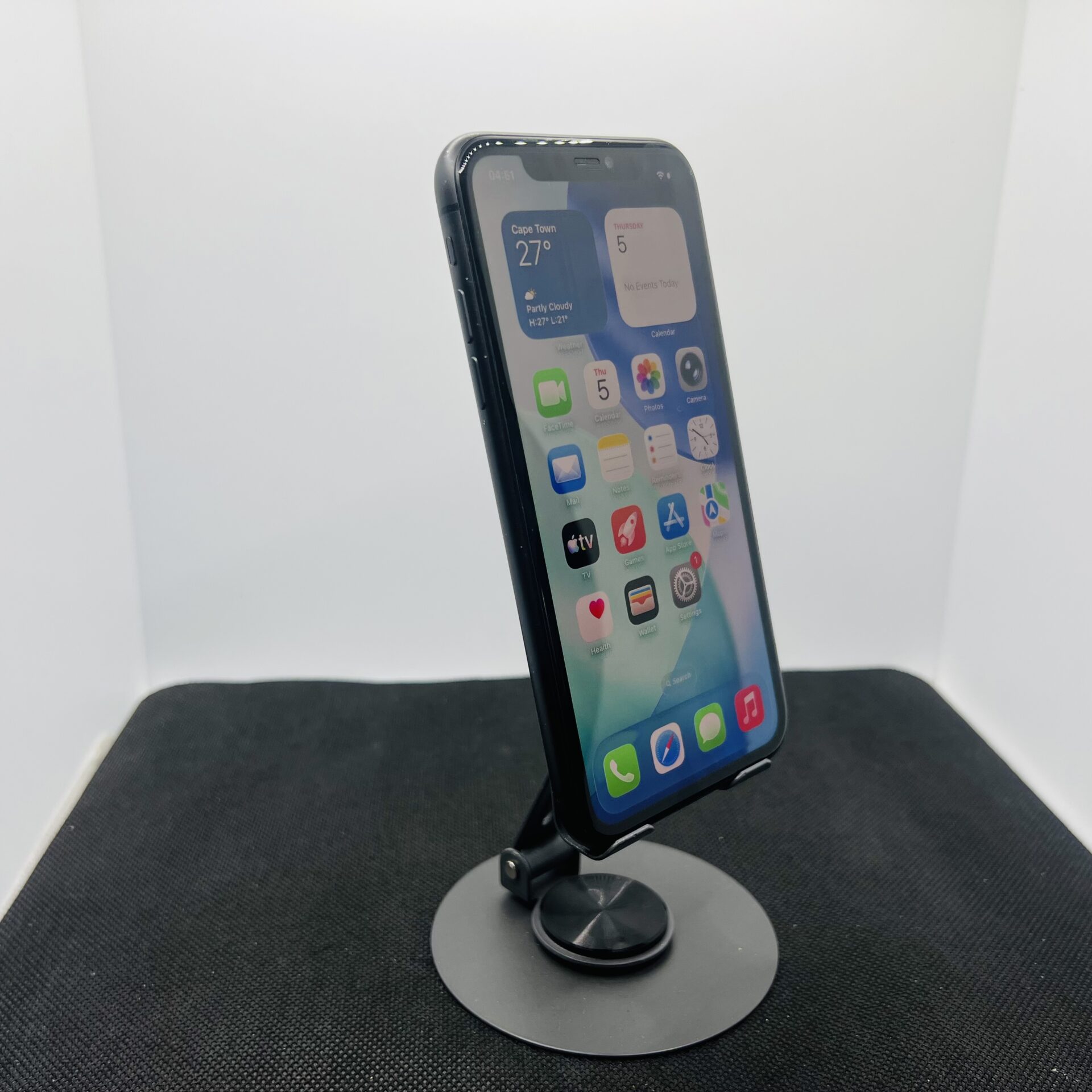 Apple iPhone 11 256GB Black – (Grade B) | Epic Deals SA
