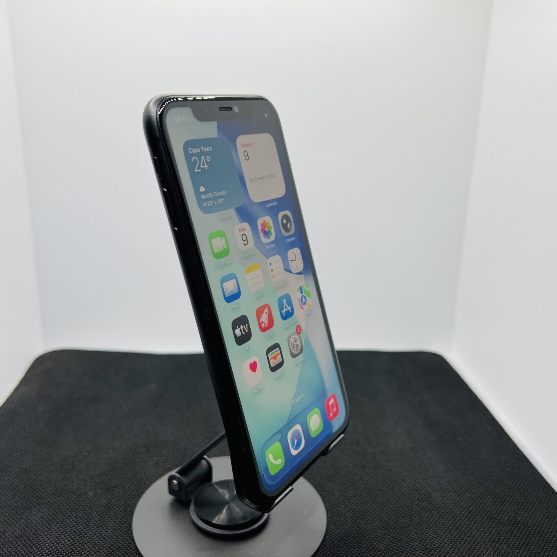 Apple iPhone 11 64GB Black – (Grade B) | Epic Deals SA
