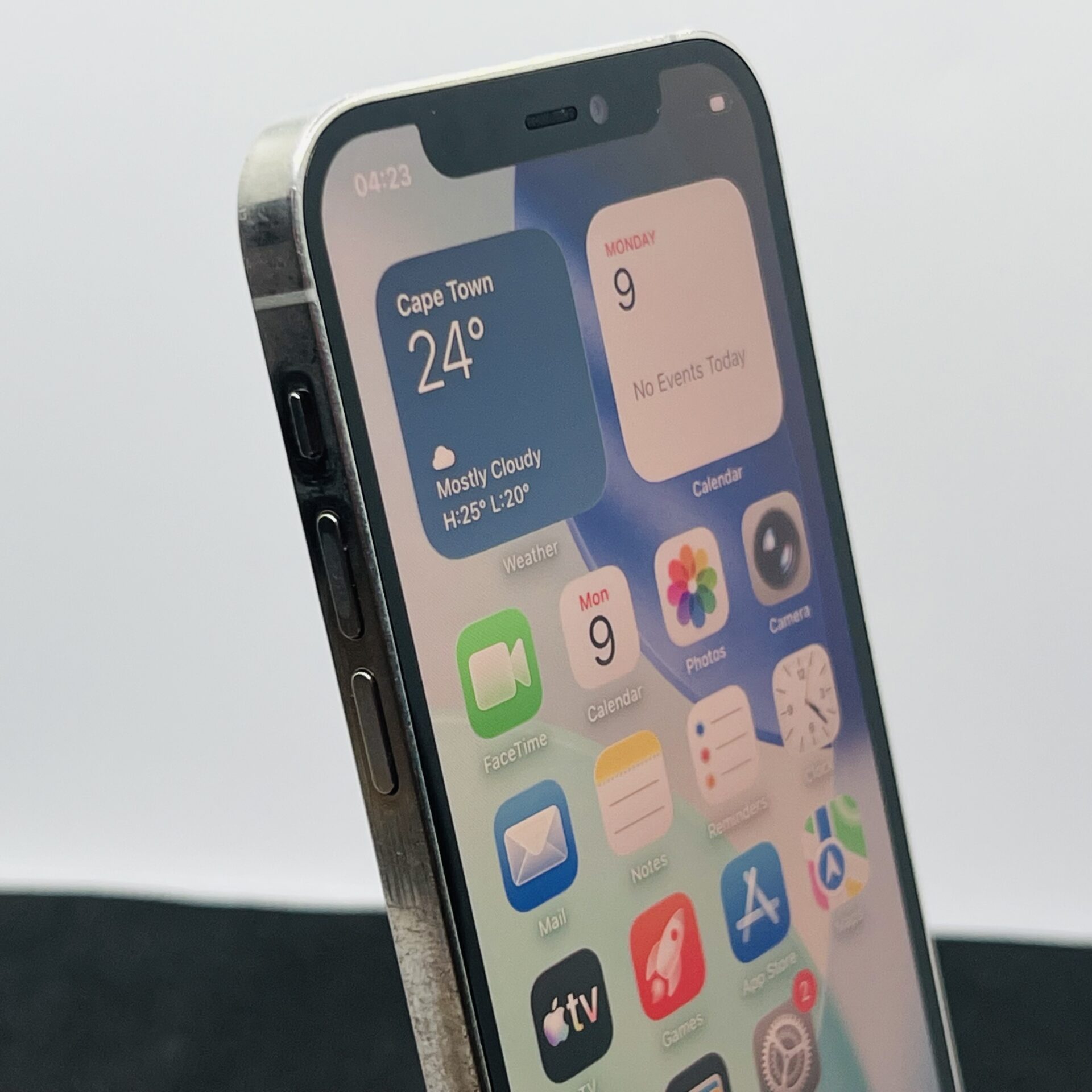 Apple iPhone 12 Pro 256GB Silver – (Grade B) | Epic Deals SA