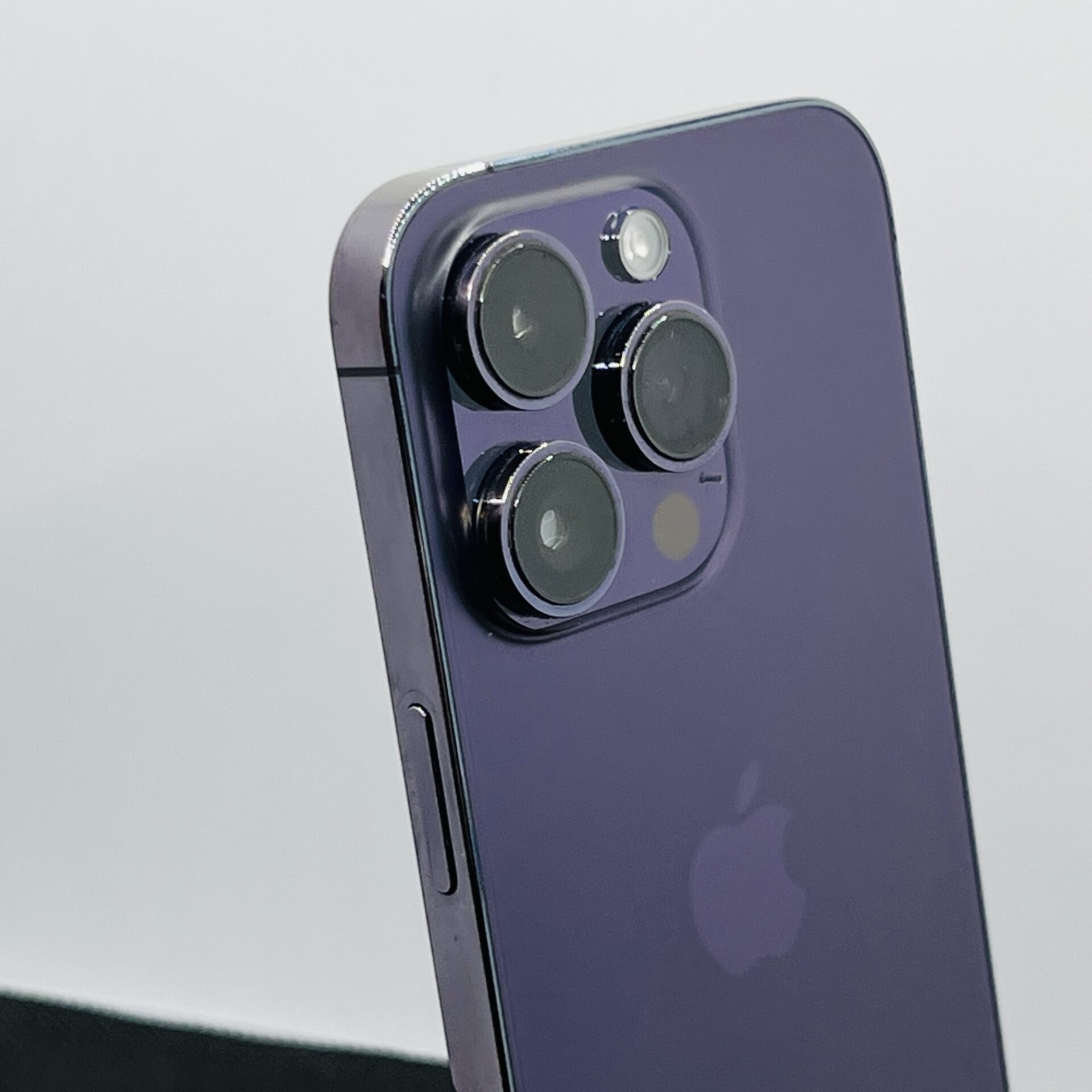 Apple iPhone 14 Pro 256GB Deep Purple – (Condition: Good) | Epic