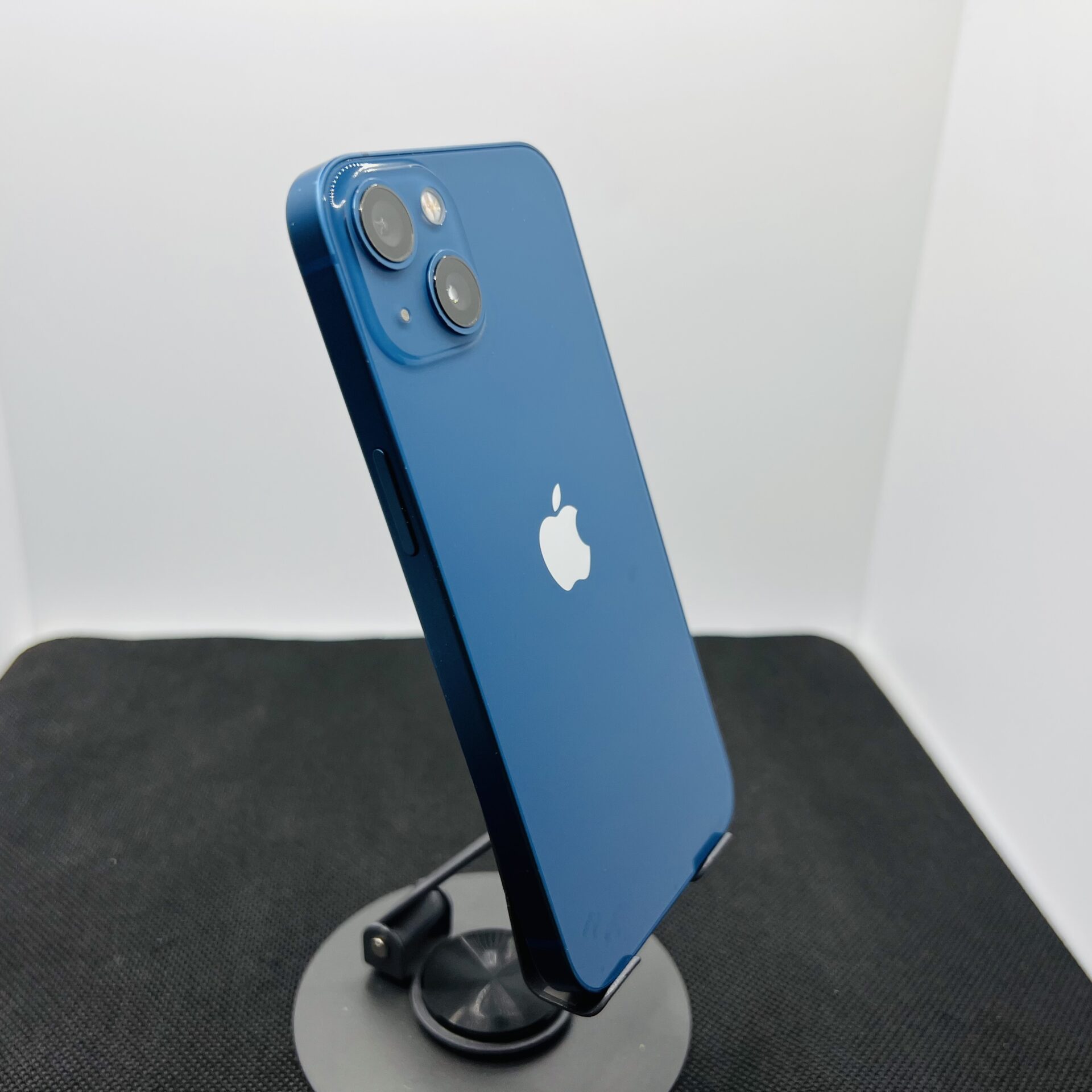 Apple iPhone 13 128GB Blue – (Grade B) | Epic Deals SA