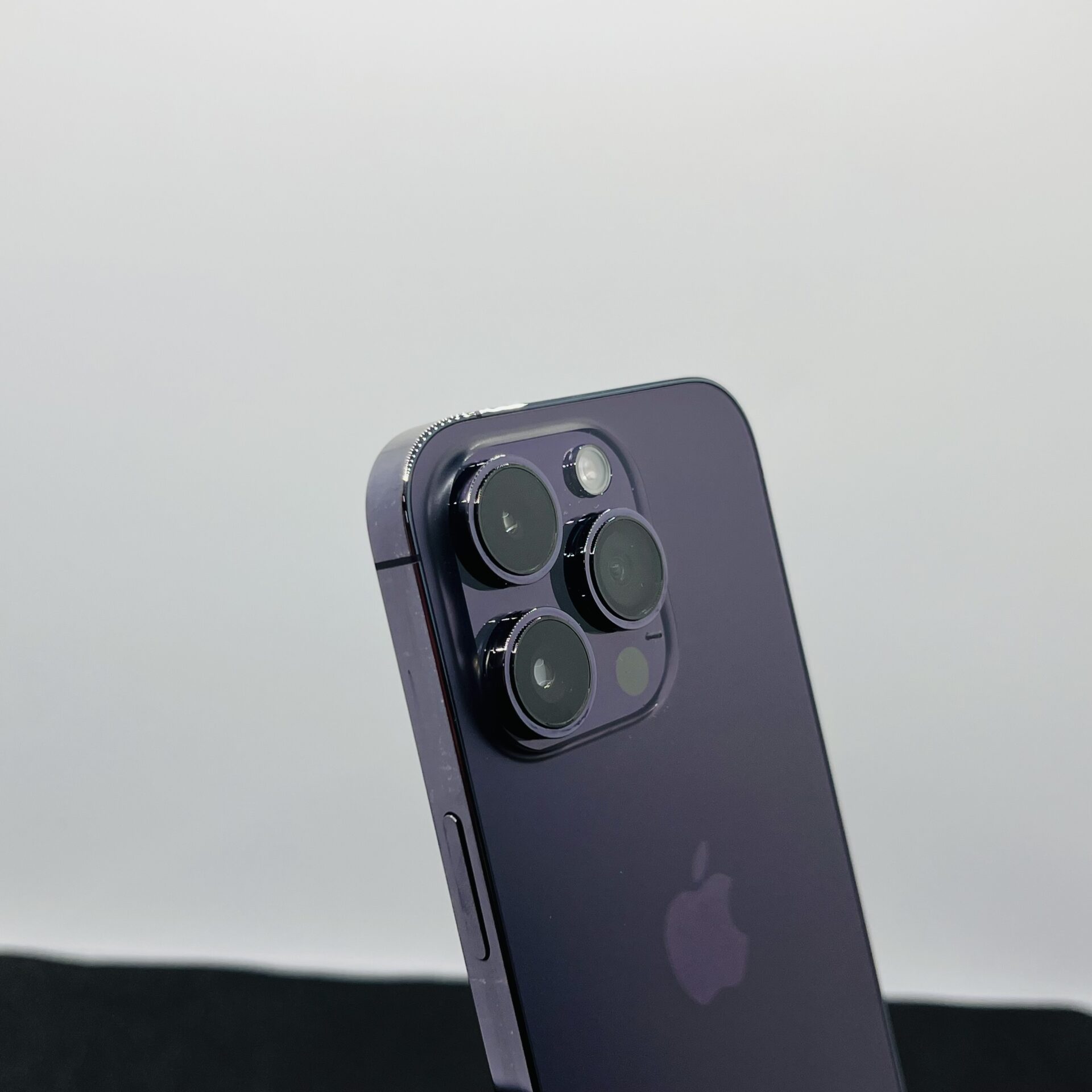 Apple iPhone 14 Pro 128GB Deep Purple (Grade B) – eSIM Only - Image 11