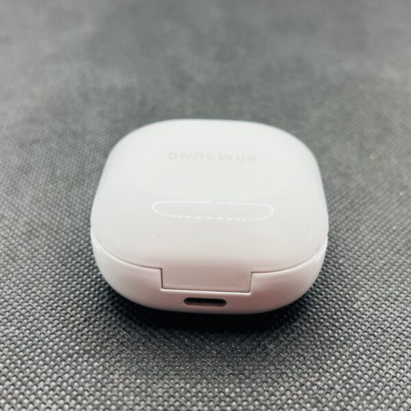 Samsung Galaxy Buds 2 Black – (Grade B) - Image 6