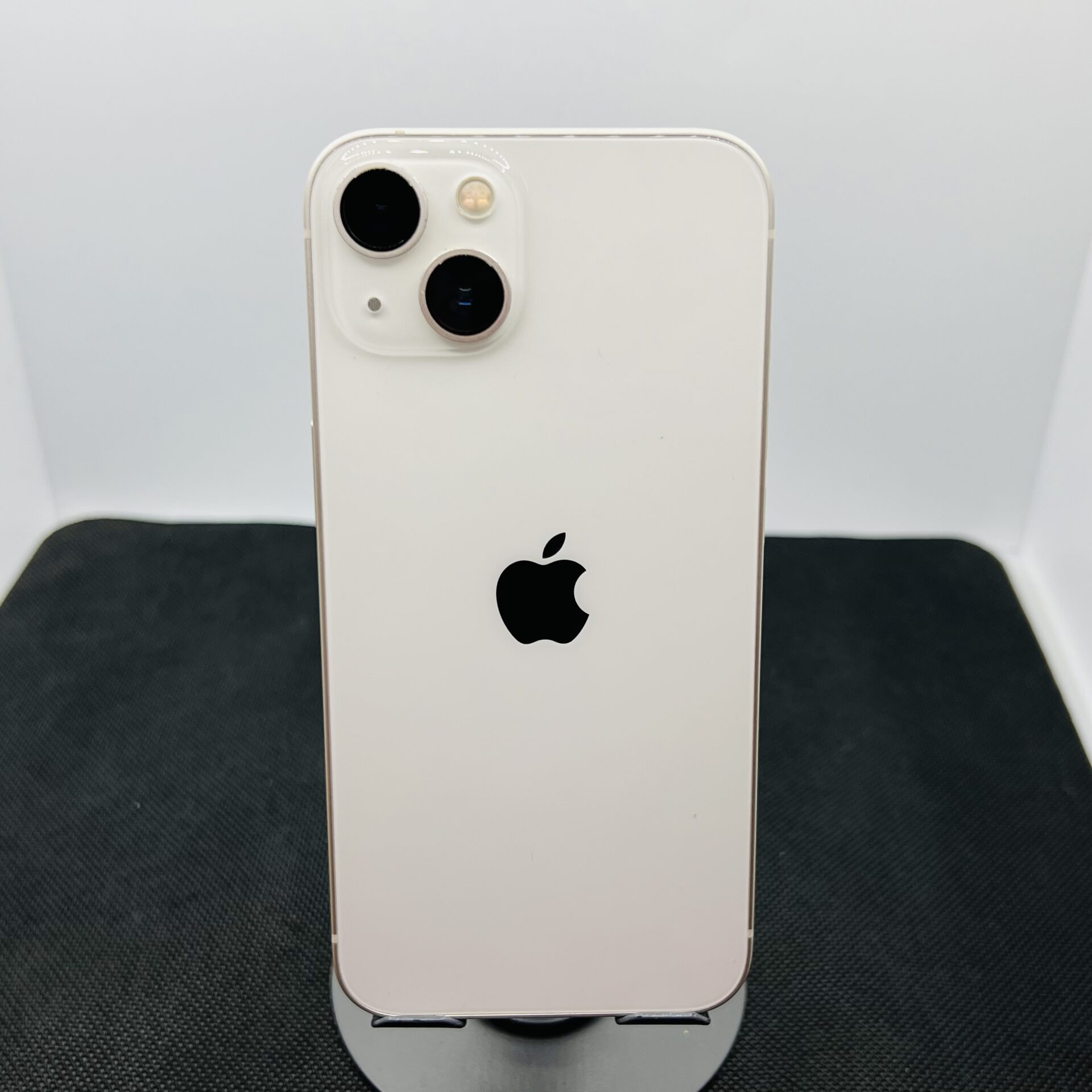 Apple iPhone 13 128GB Starlight – (Grade B) | Epic Deals SA