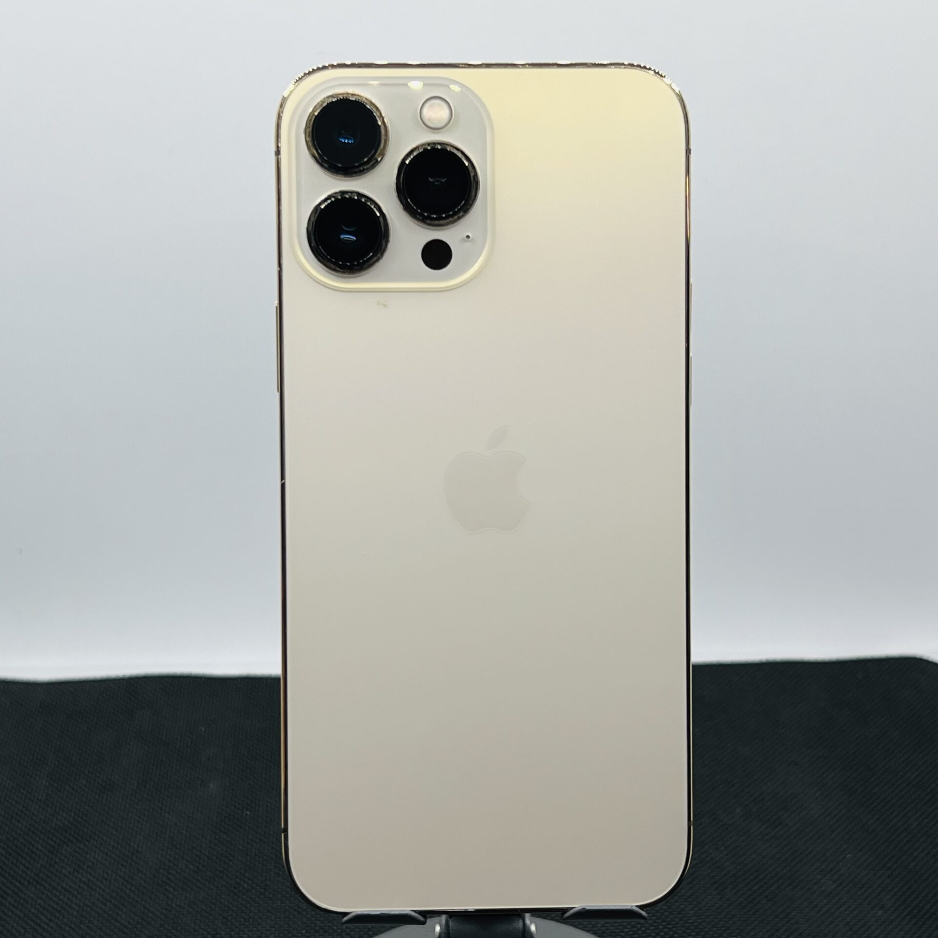 Apple iPhone 13 Pro Max 256GB Gold – (Grade B) | Epic Deals SA