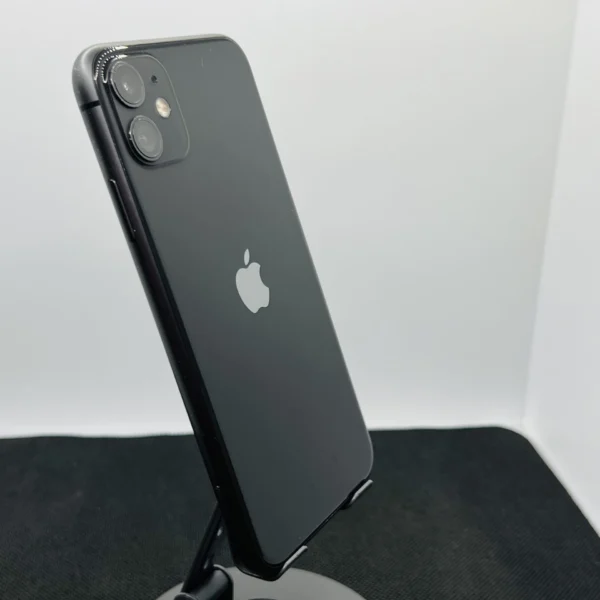 Apple iPhone 11 64GB Black (Grade B) - No Face ID | Small Dead