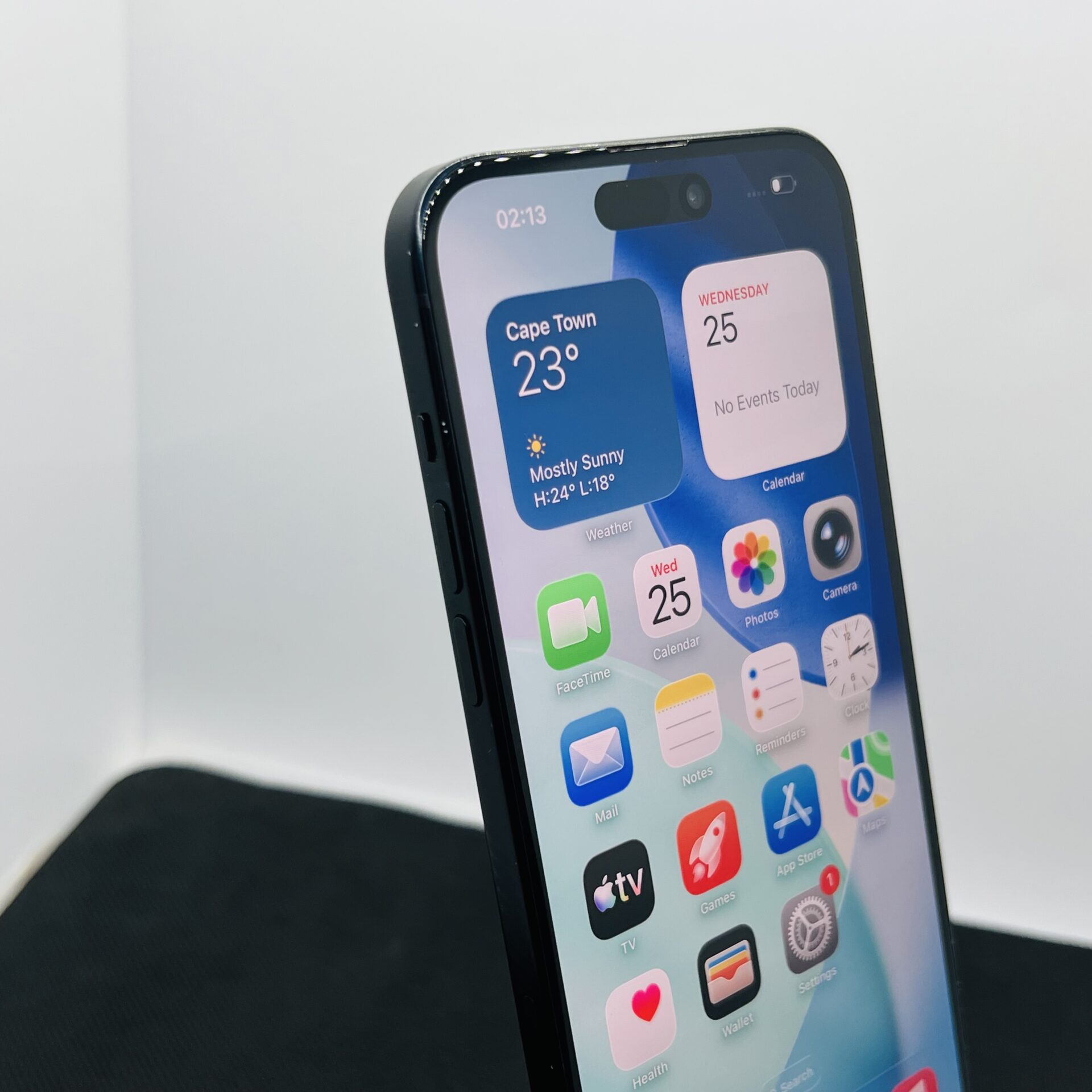 Apple iPhone 15 Plus 128GB Black - (Grade B) | Epic Deals SA