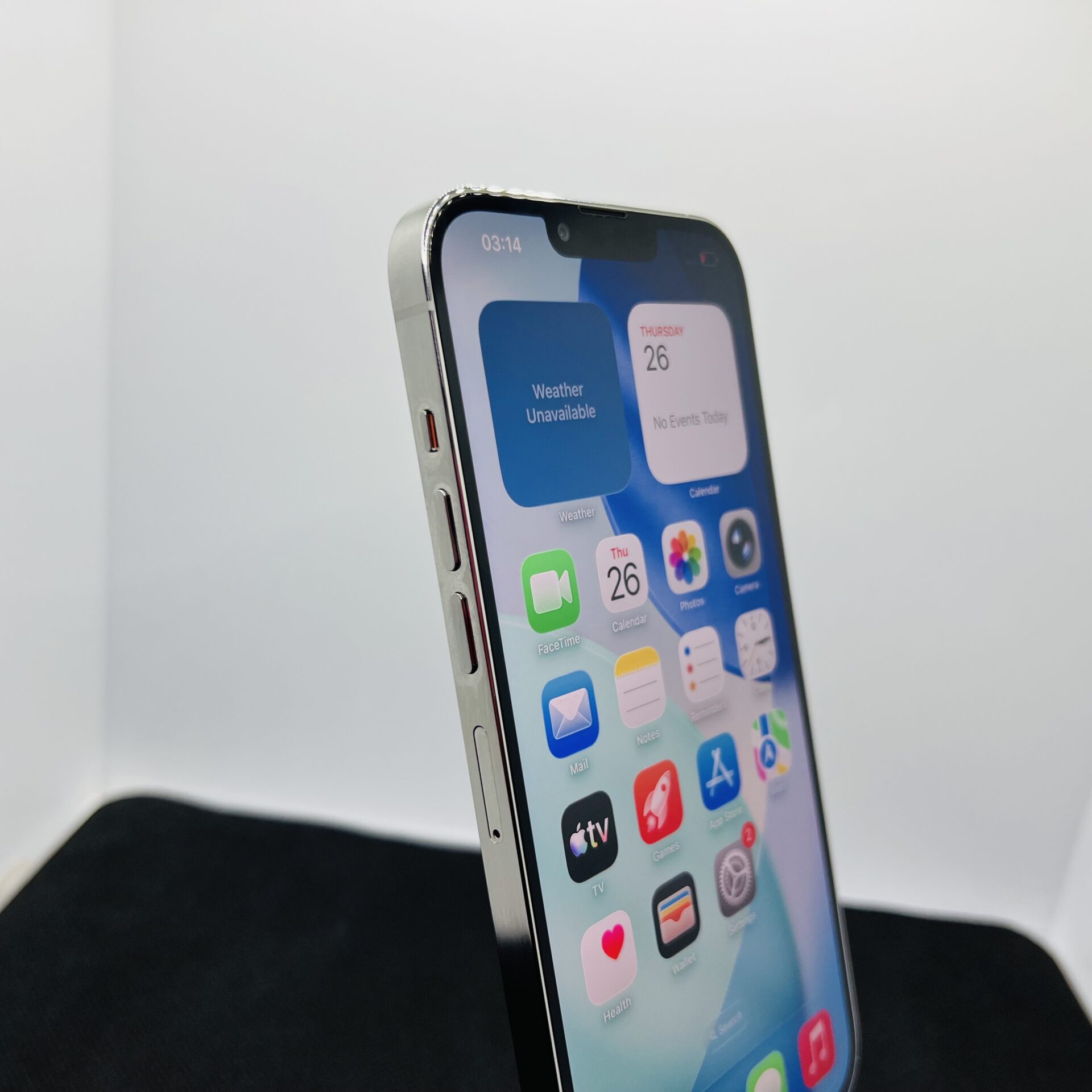 Apple iPhone 13 Pro Max 128GB Silver – (Grade B) - Image 4