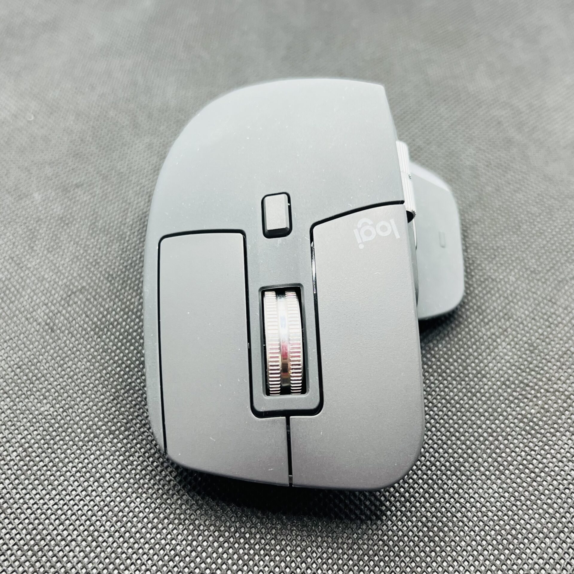Logitech MX Master 3S Bluetooth Wireless Mouse Graphite - (Grade A) - Image 3