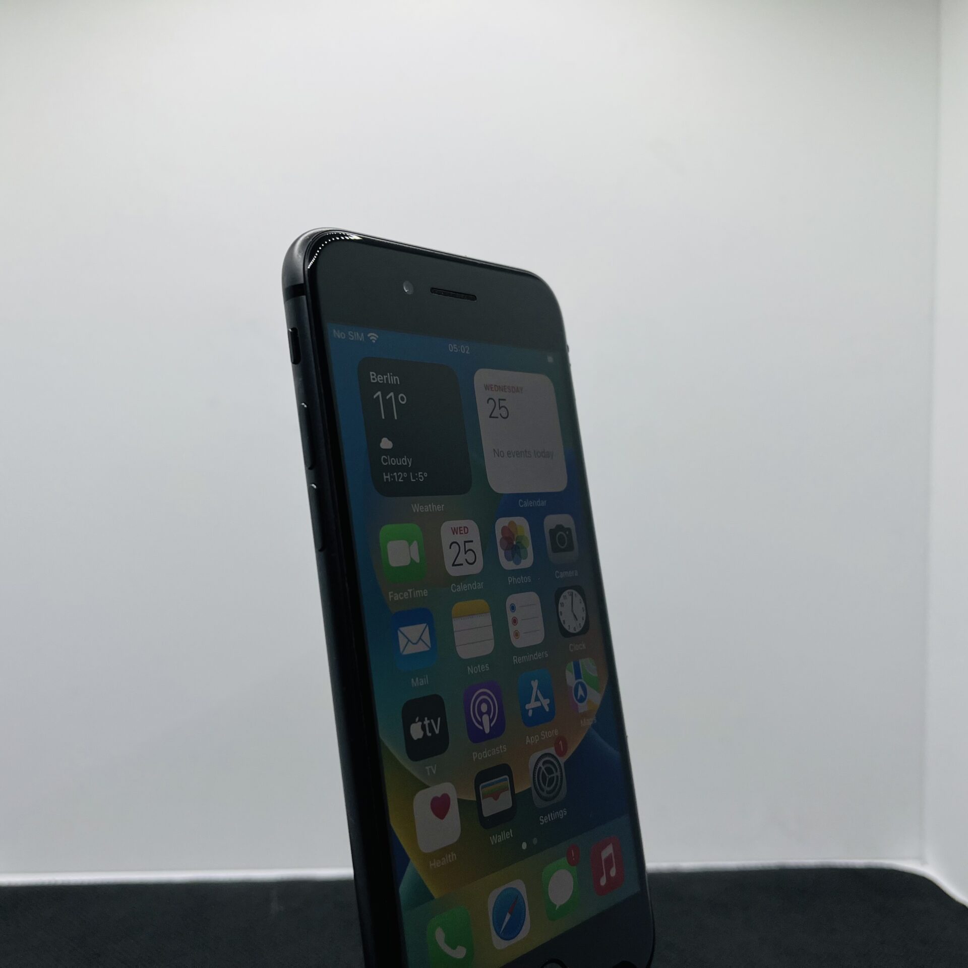 Apple iPhone 8 64GB Black - (Grade B) | Epic Deals SA
