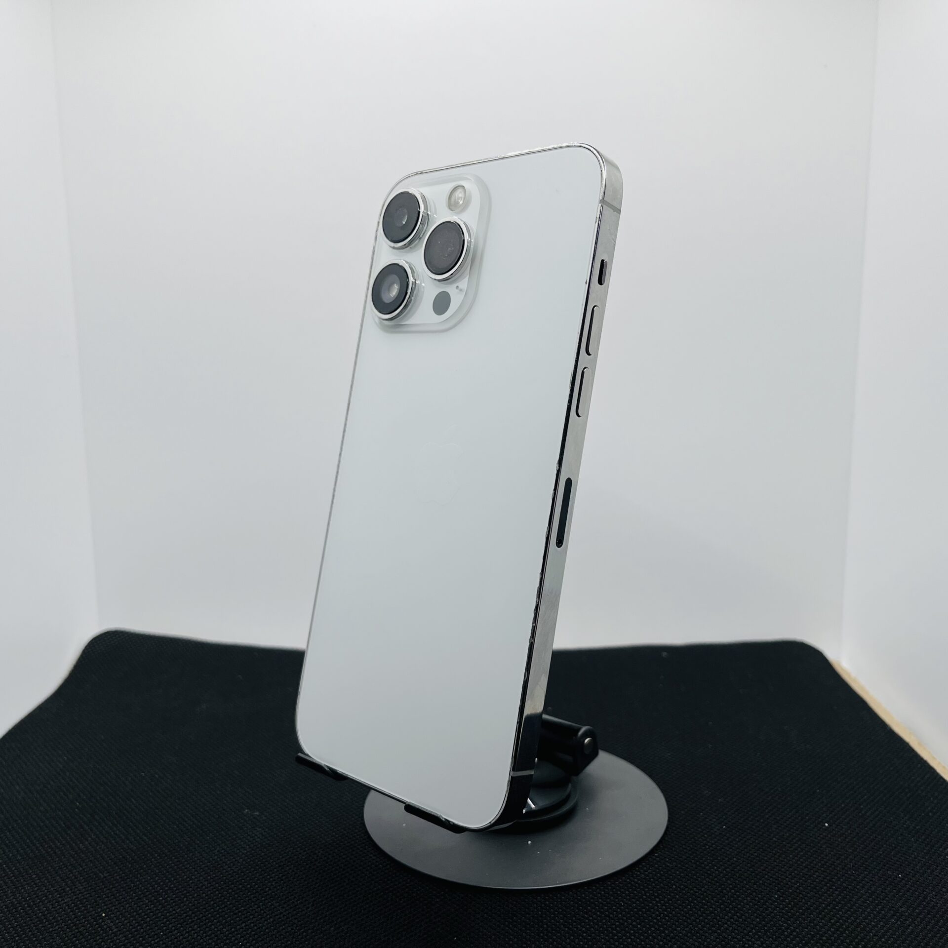Apple iPhone 14 Pro Max 512GB Silver - (Grade B) | Epic Deals SA