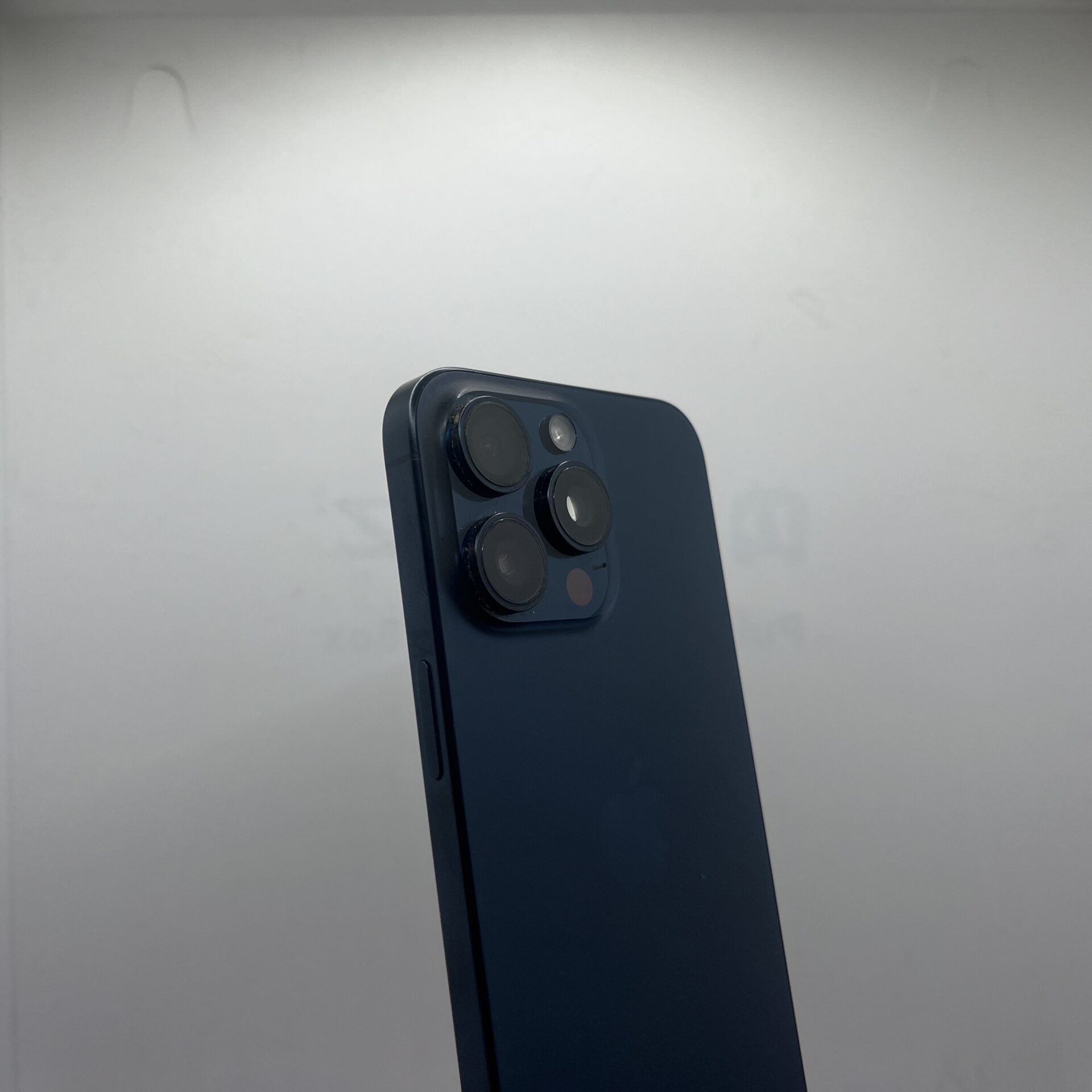Apple iPhone 15 Pro Max 512GB Blue Titanium - (Condition: Good) - Image 10