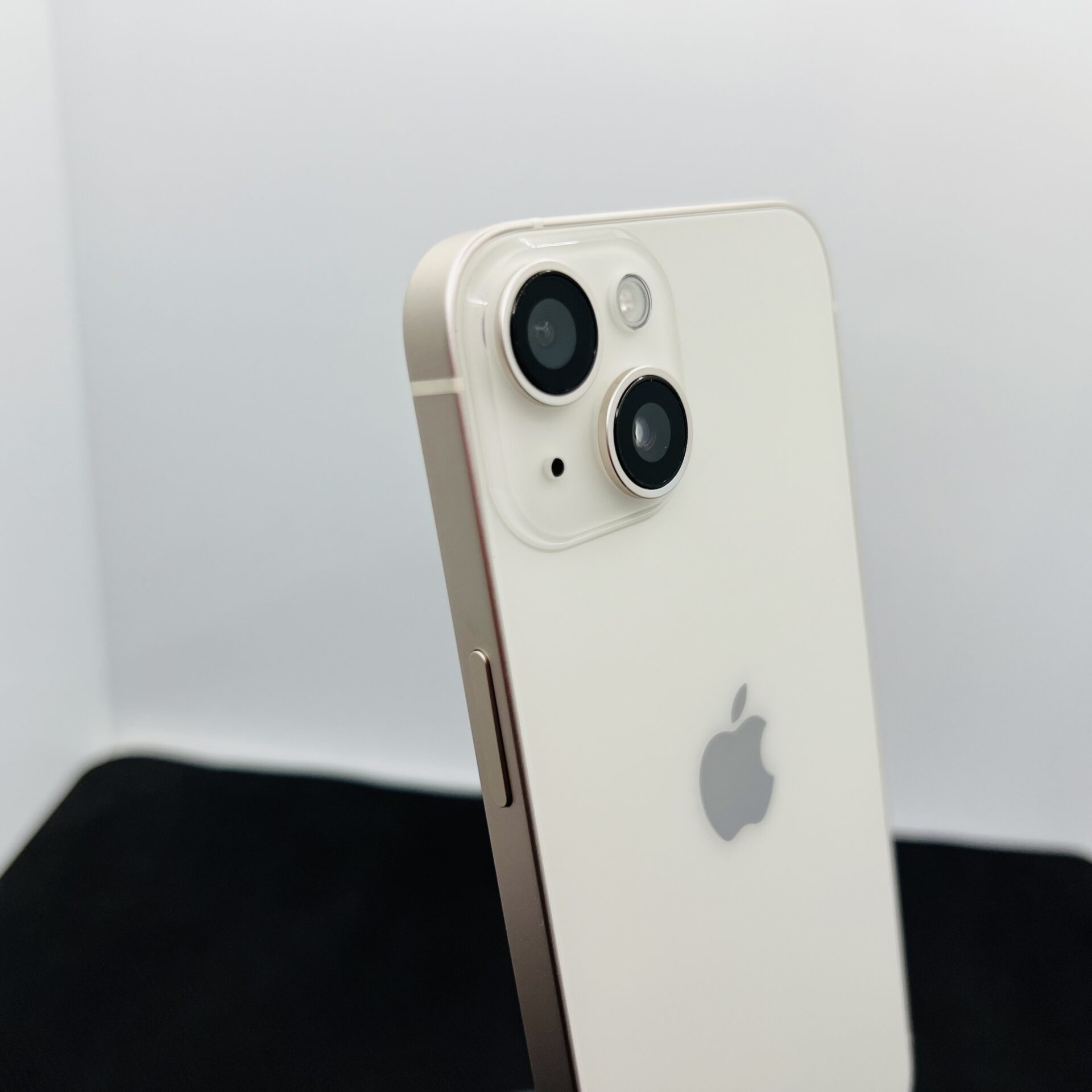 Apple iPhone 14 128GB Starlight – (Grade B) | Epic Deals SA