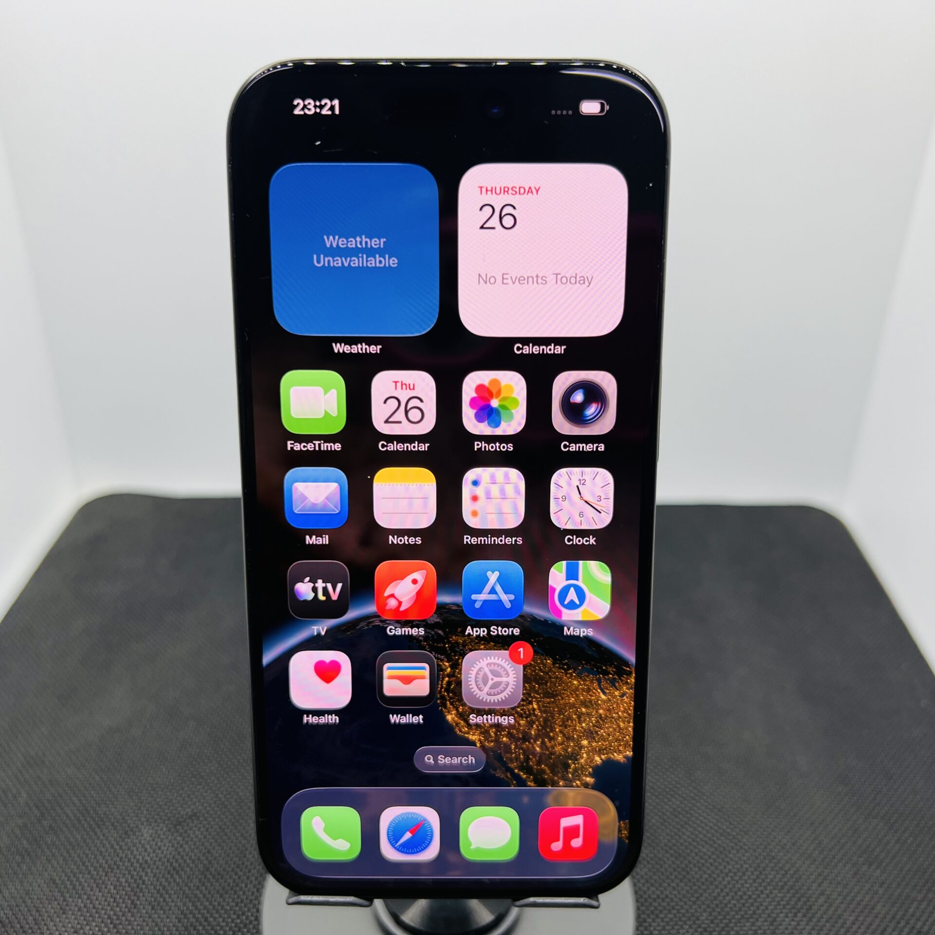Apple iPhone 15 Pro 256GB Black Titanium – (Grade B) | Epic Deals SA