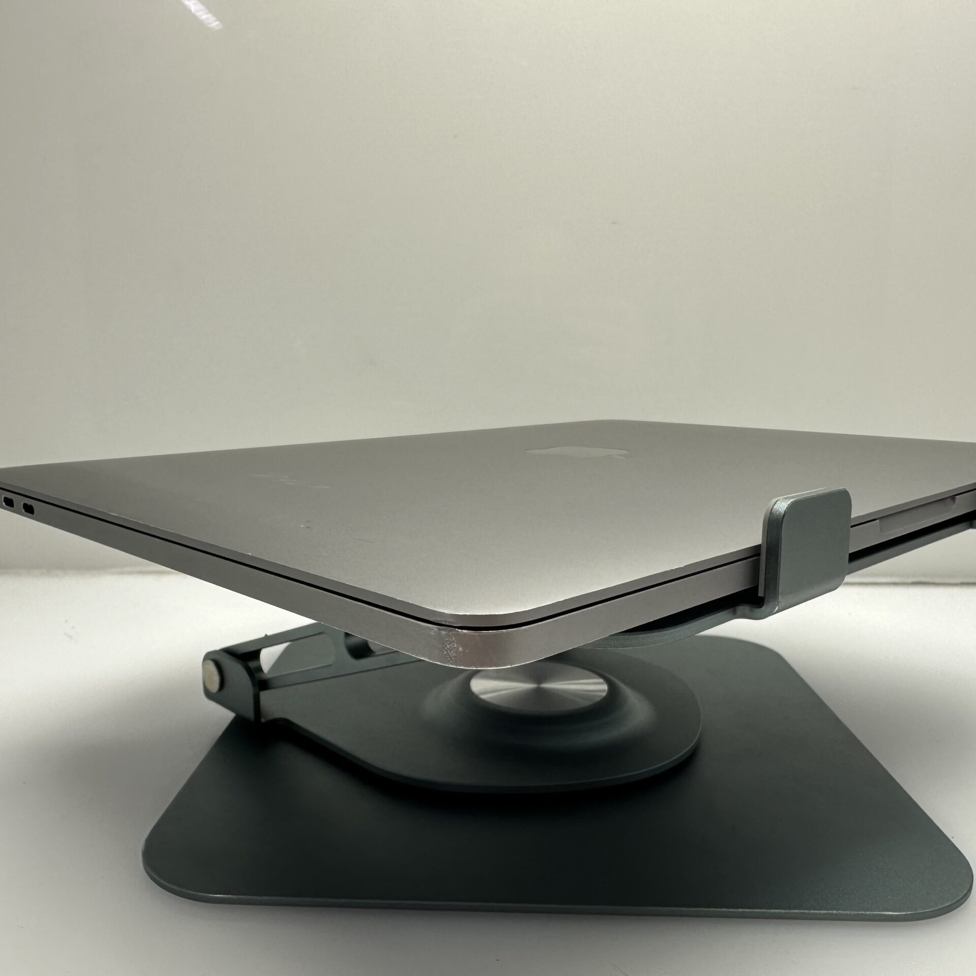Apple Macbook Pro 13-inch 
