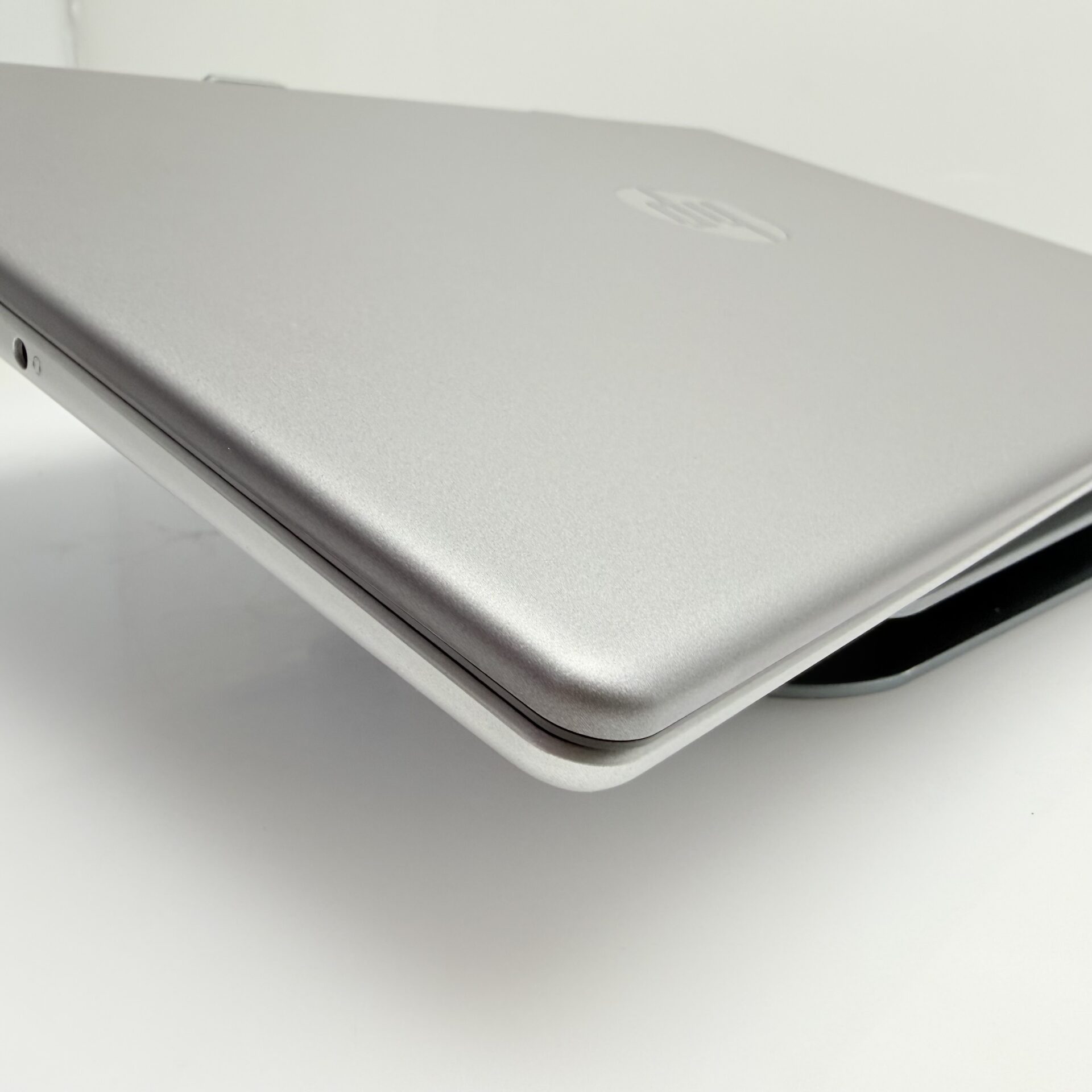 HP 255 G10 "Ryzen 3" 2.30GHz 8GB RAM 256GB SSD NMVe Silver - (Grade B) - Image 7
