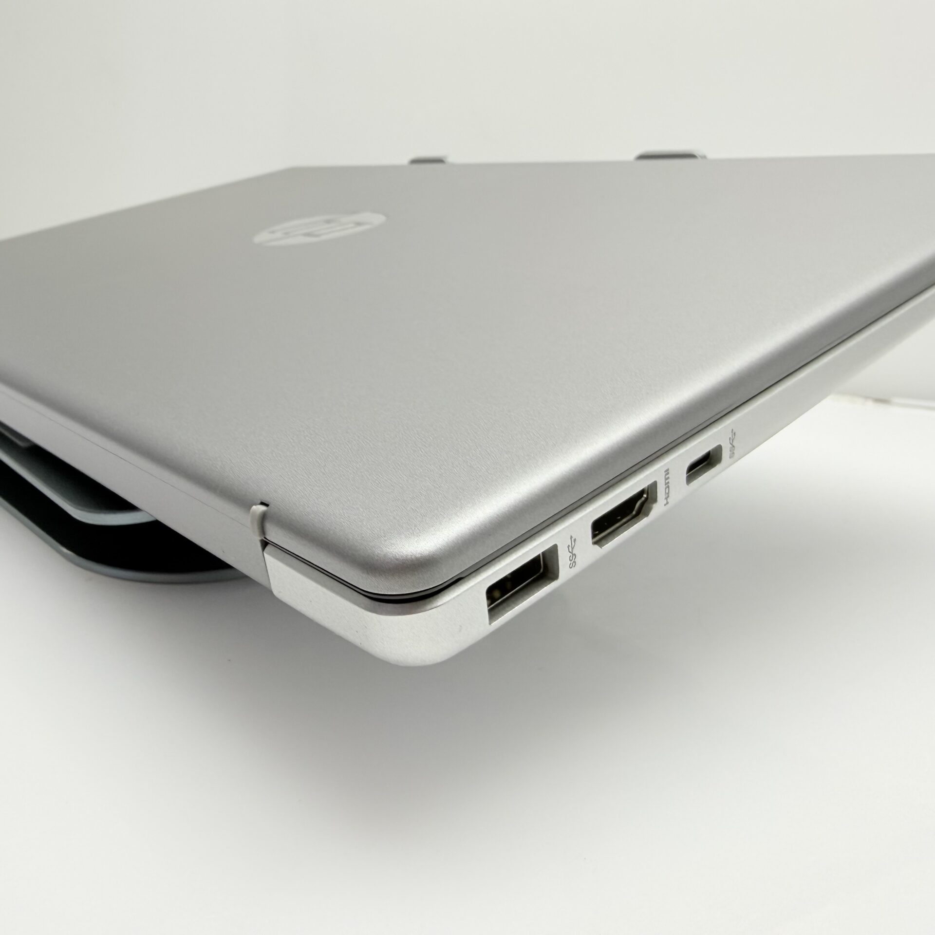 HP 255 G10 "Ryzen 3" 2.30GHz 8GB RAM 256GB SSD NMVe Silver - (Grade B) - Image 9
