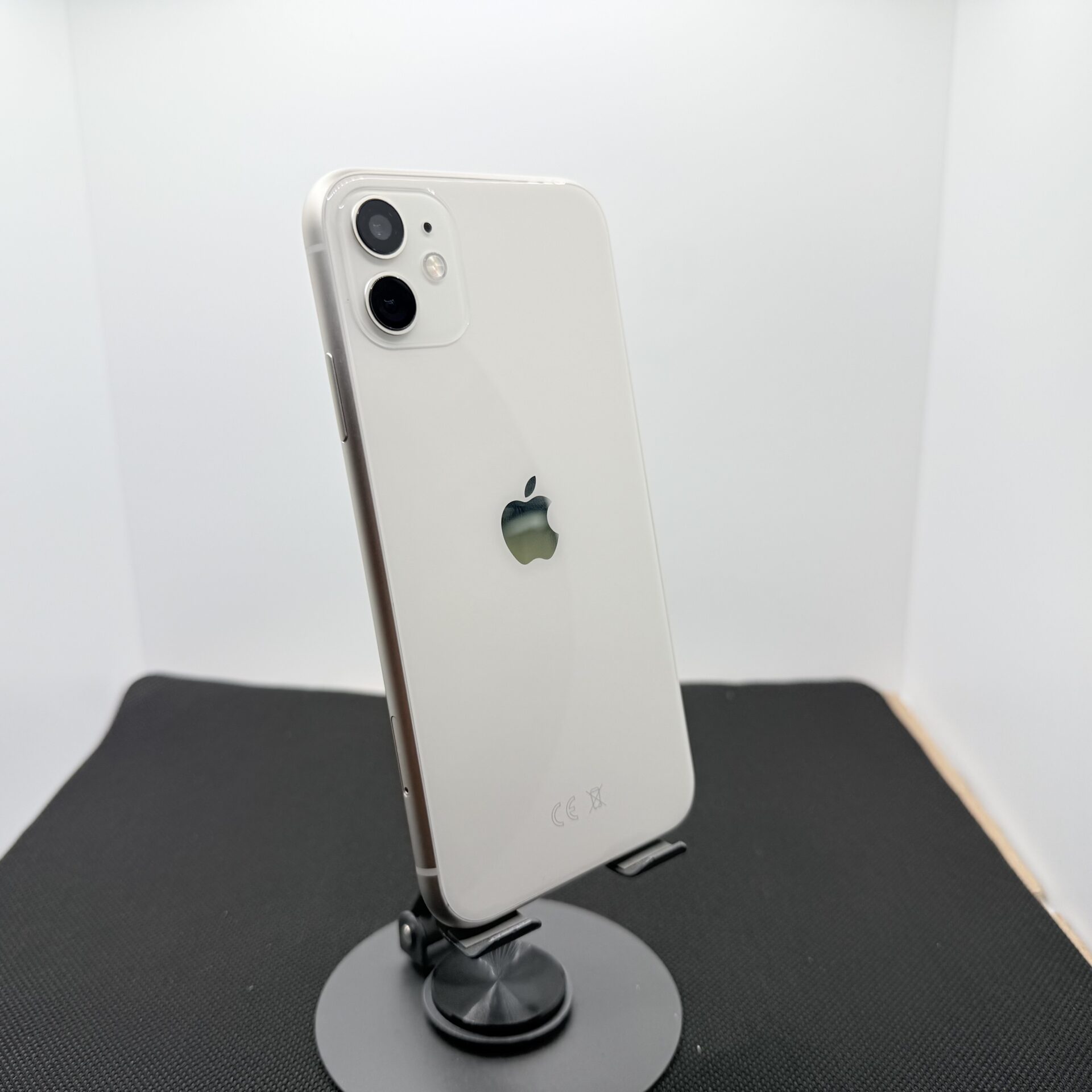 Apple iPhone 11 64GB White (Grade B) - No Face ID | Epic Deals SA