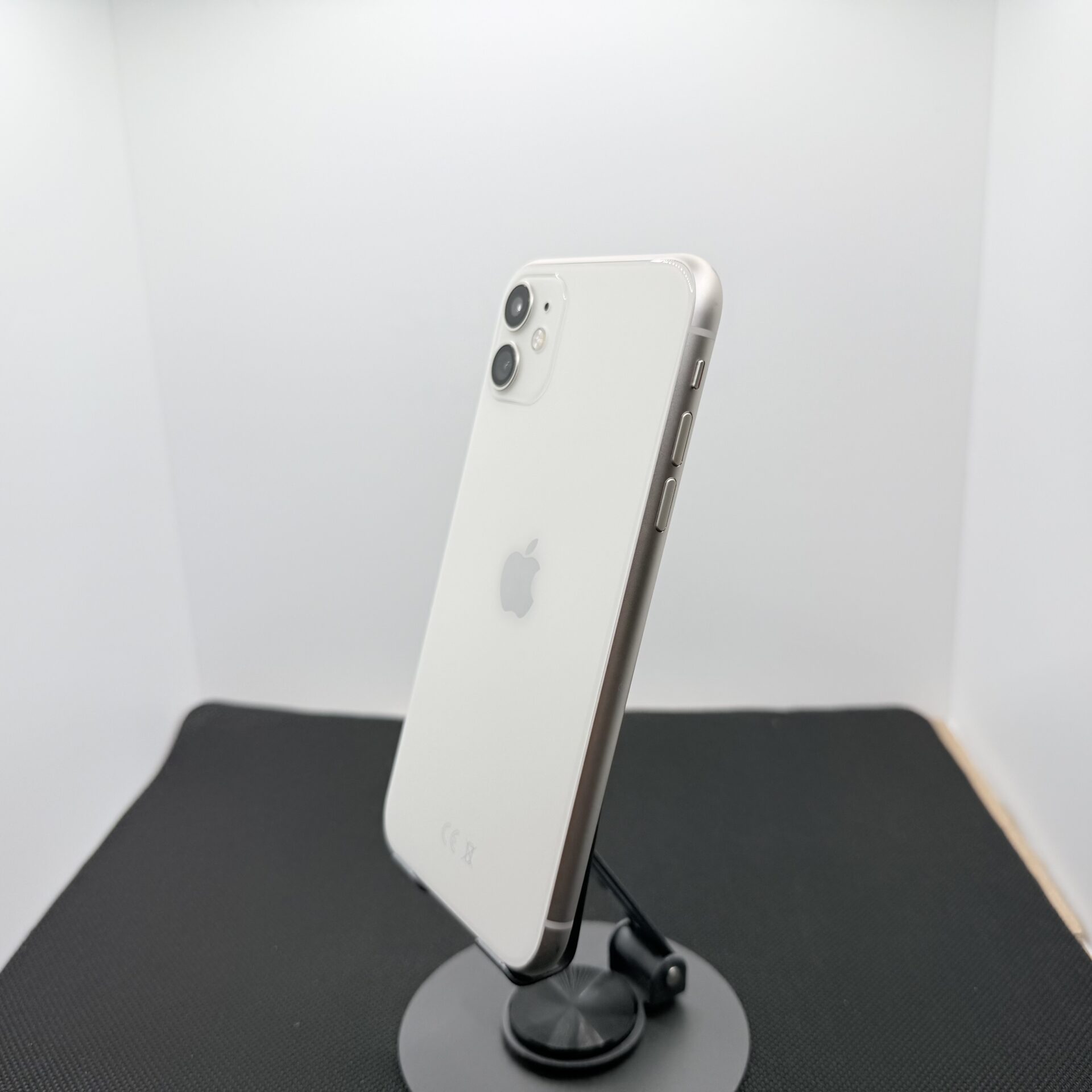 Apple iPhone 11 64GB White (Grade B) - No Face ID | Epic Deals SA