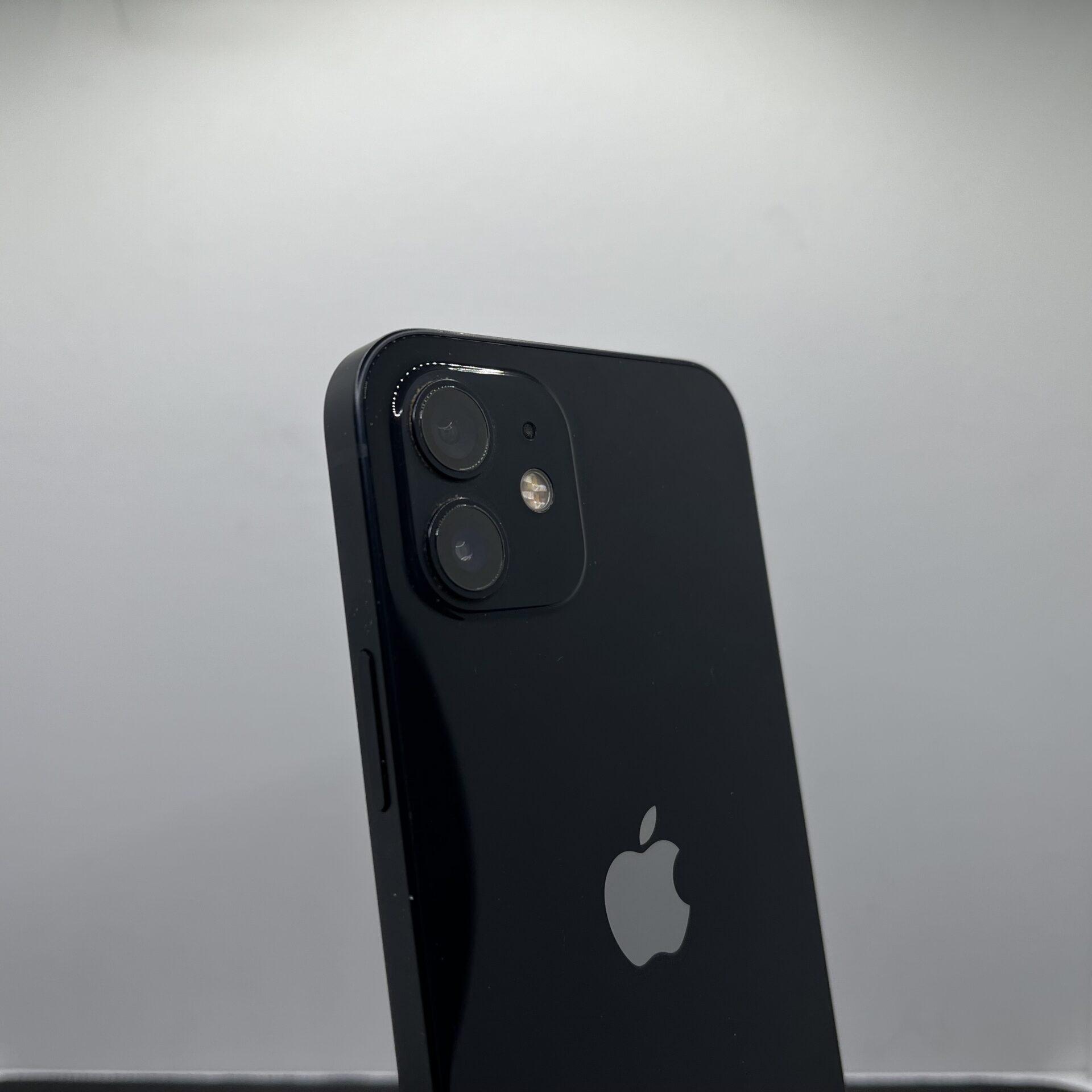 Apple iPhone 12 128GB Black - (Grade B) | Epic Deals SA