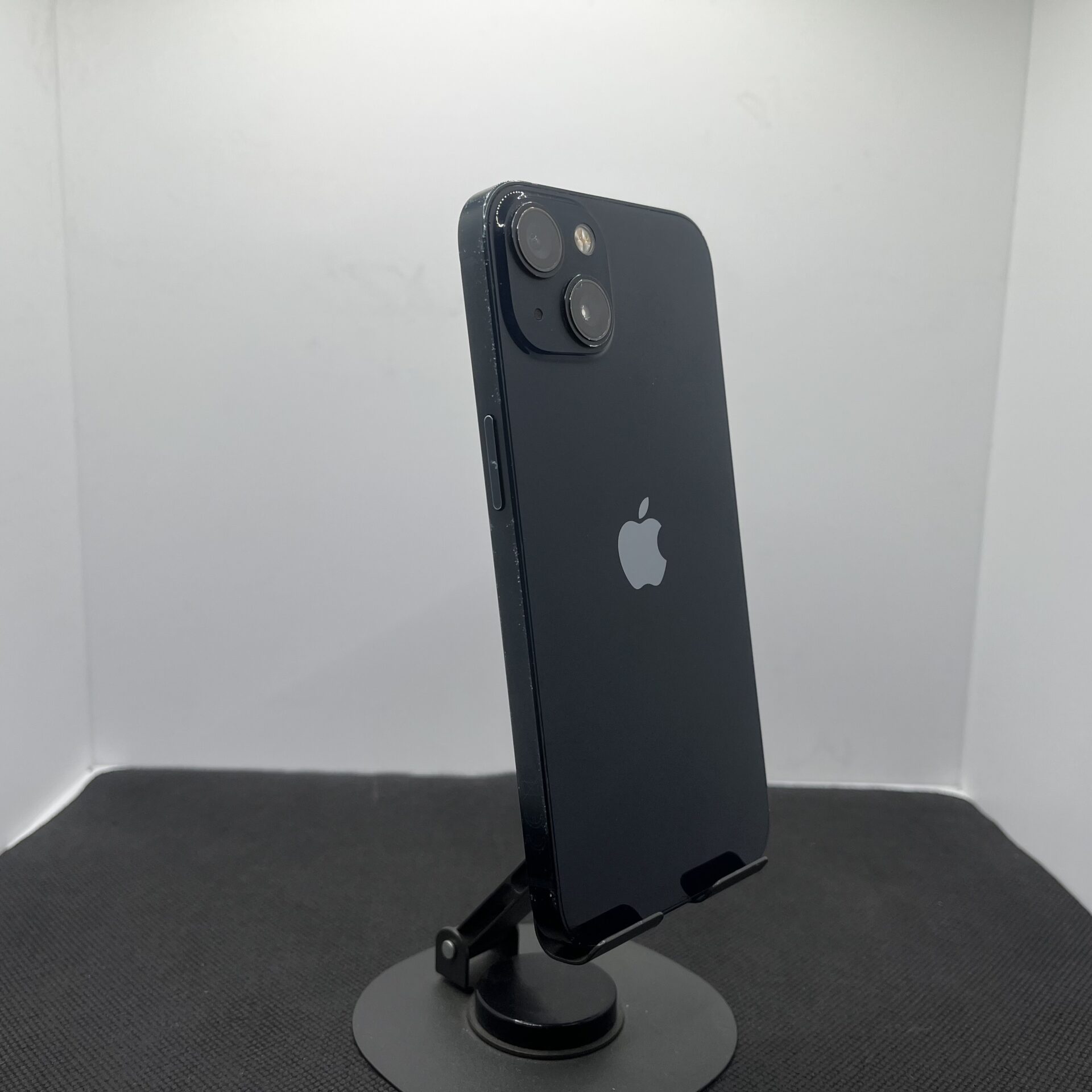 Apple iPhone 13 128GB Midnight - (Grade B) | Epic Deals SA