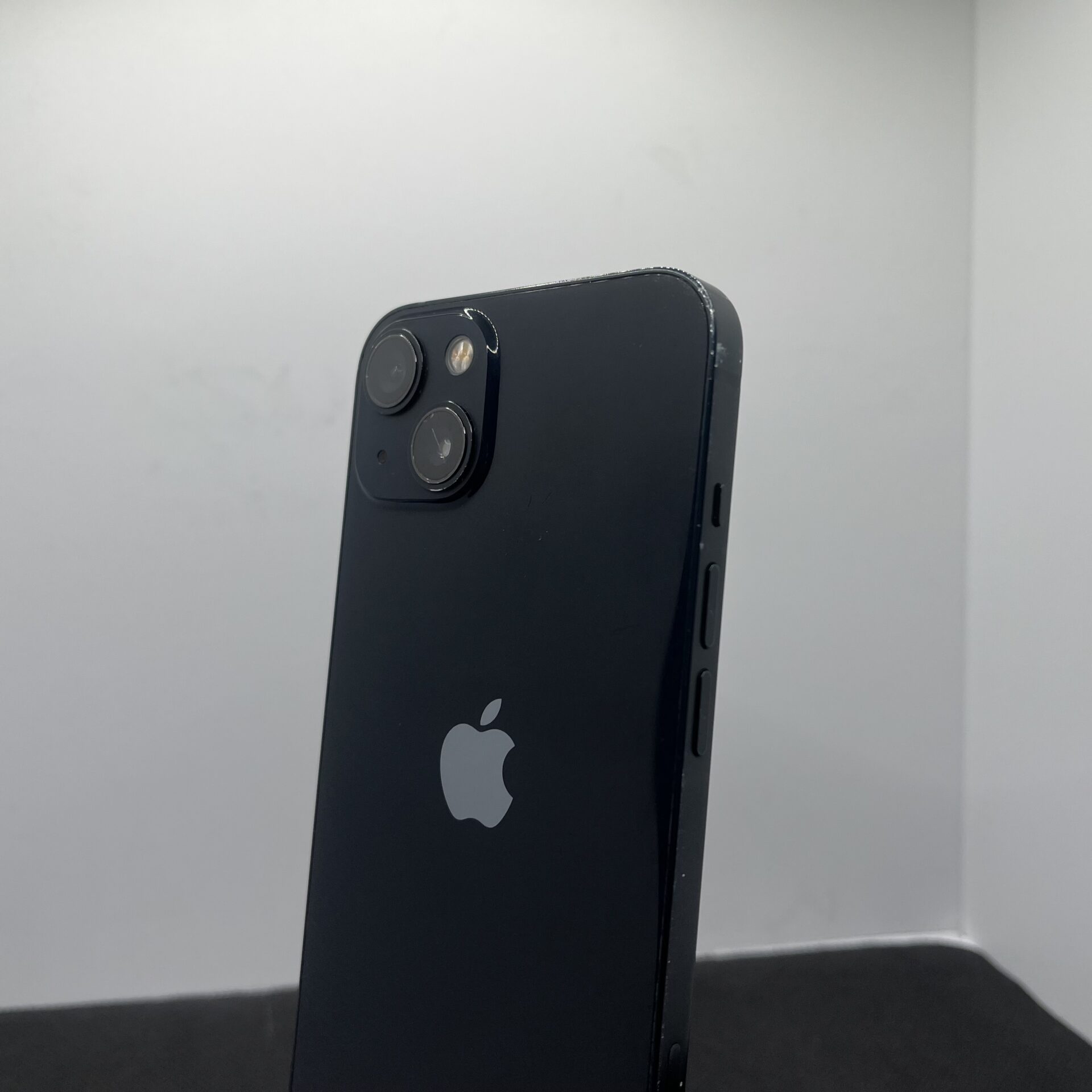 Apple iPhone 13 128GB Midnight - (Grade B) | Epic Deals SA