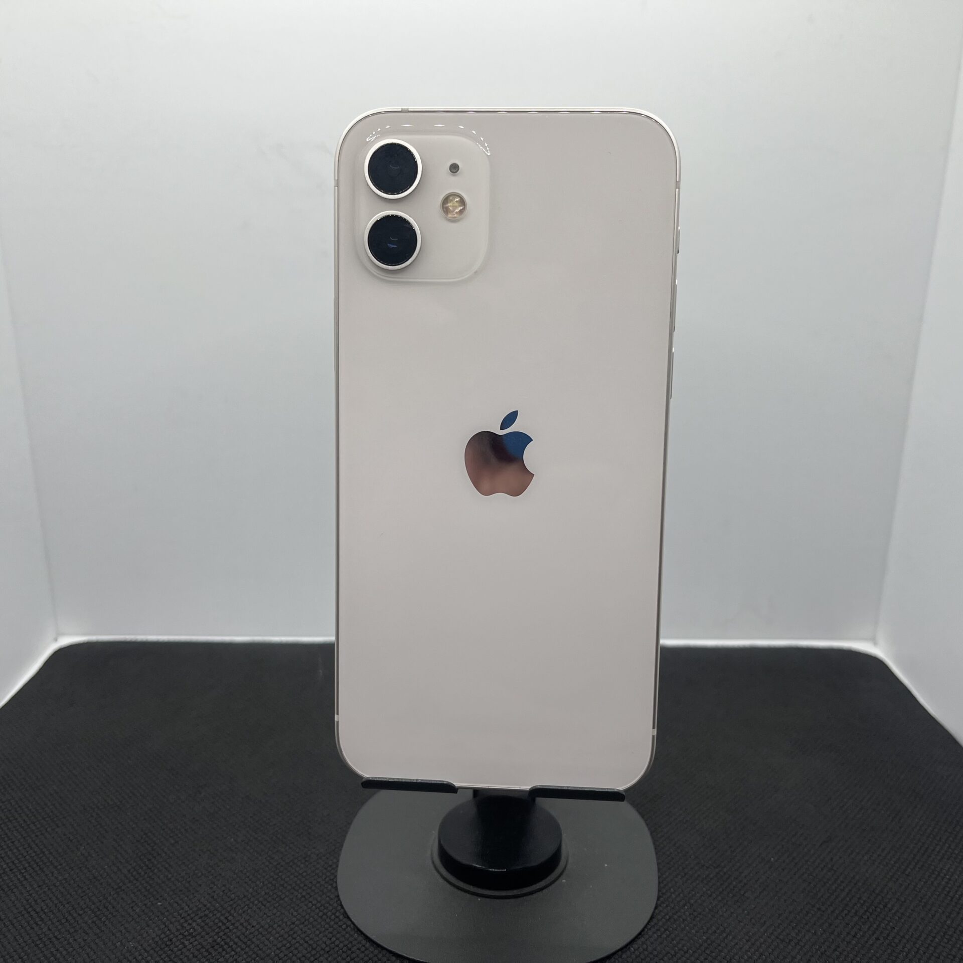 Apple iPhone 12 128GB White - (Grade B) | Epic Deals SA