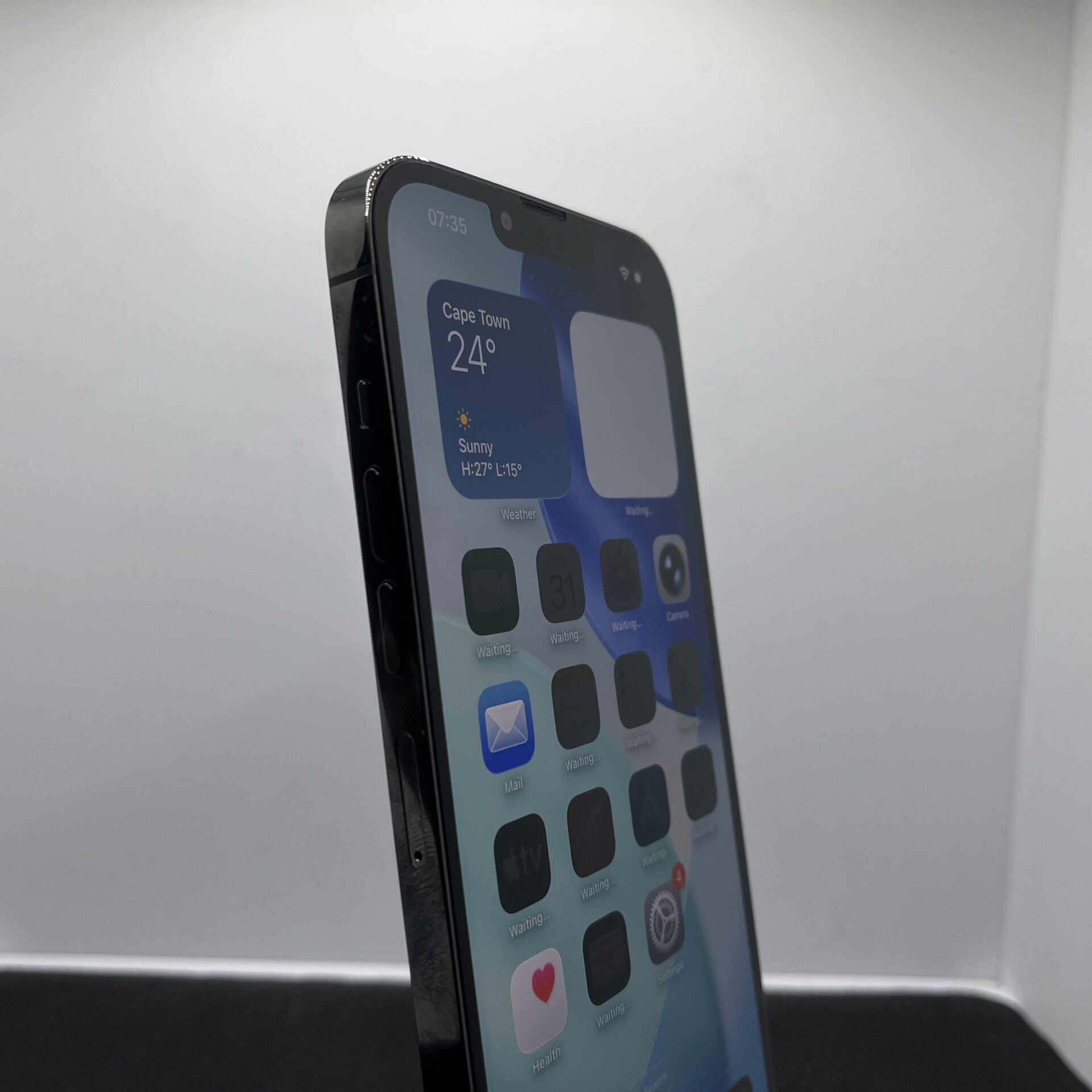 Apple iPhone 13 Pro Max 256GB Graphite – (Grade B) | Epic Deals SA