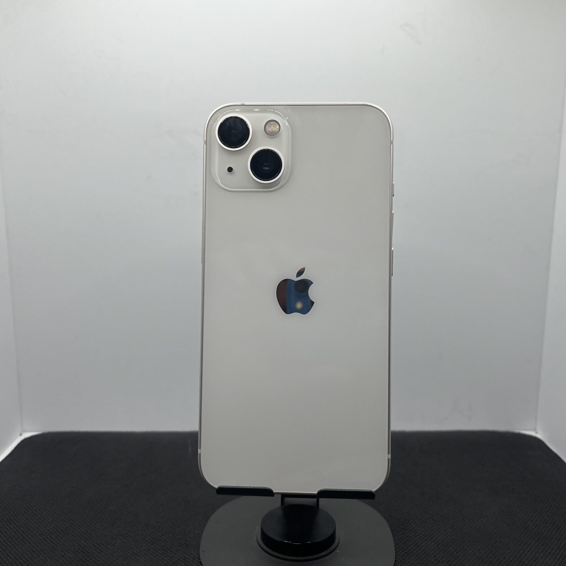 Apple iPhone 13 256GB White - (Grade B) | Epic Deals SA