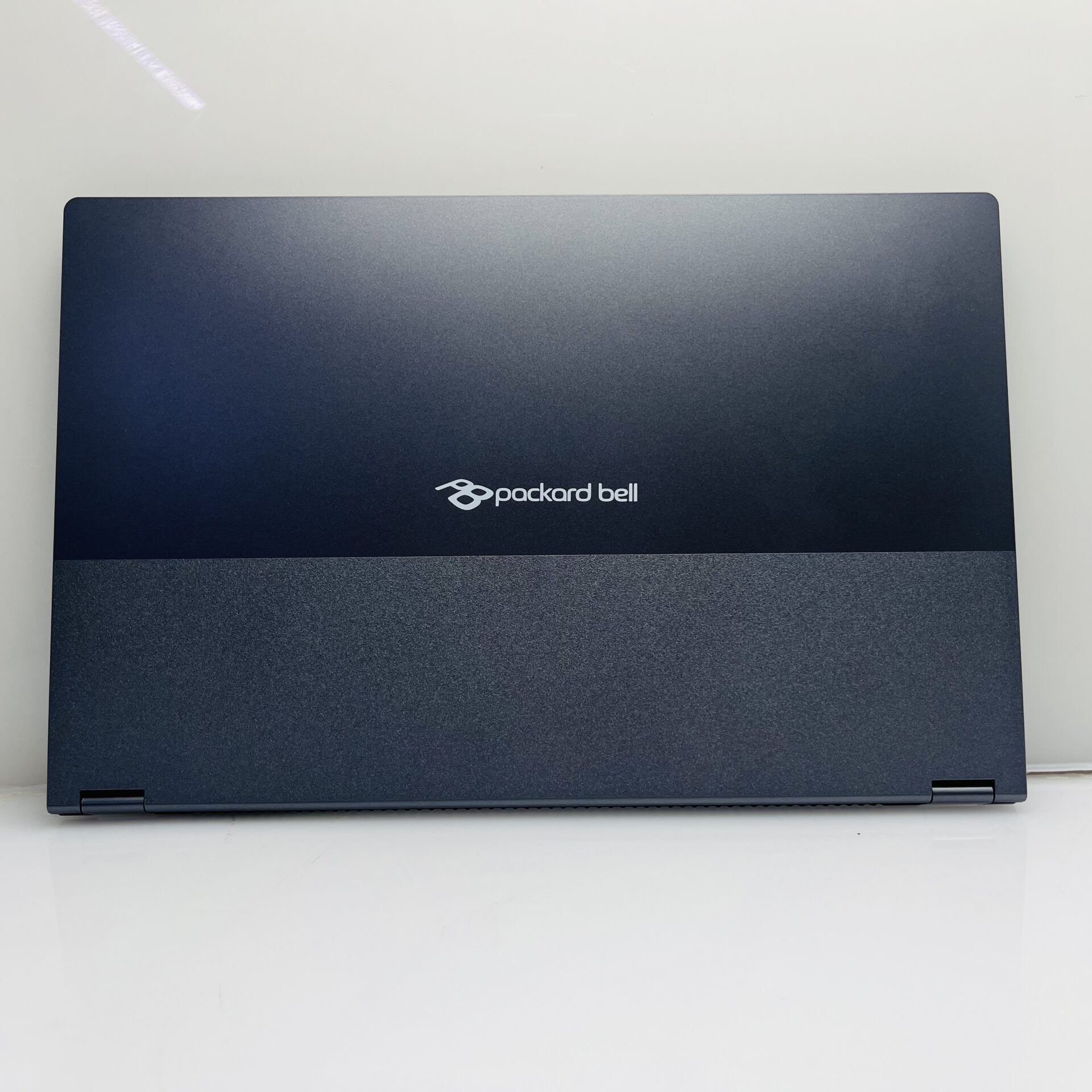 Packard Bell Carrera-F3 "Ryzen 3" 2.60GHz 16GB RAM 512GB SSD Gray – (Grade A) - Image 2