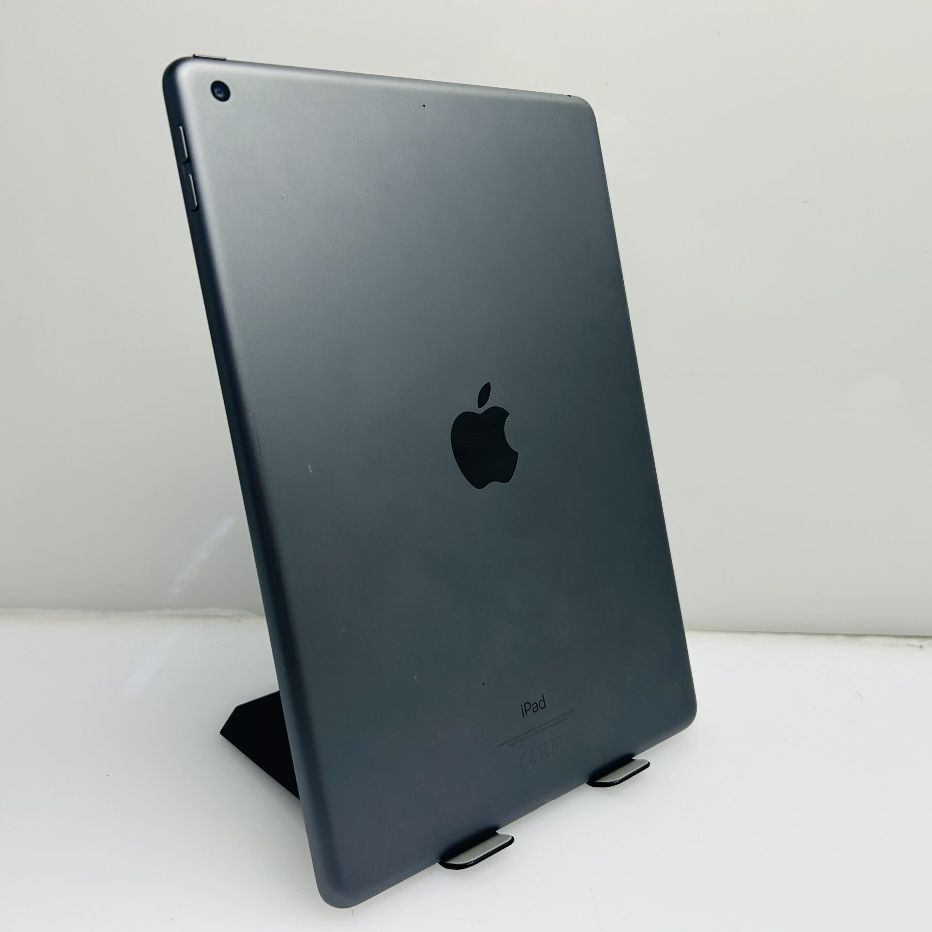 Apple iPad 10.2" 8th Gen 128GB (WiFi Only) Grey (Grade B) - Image 8