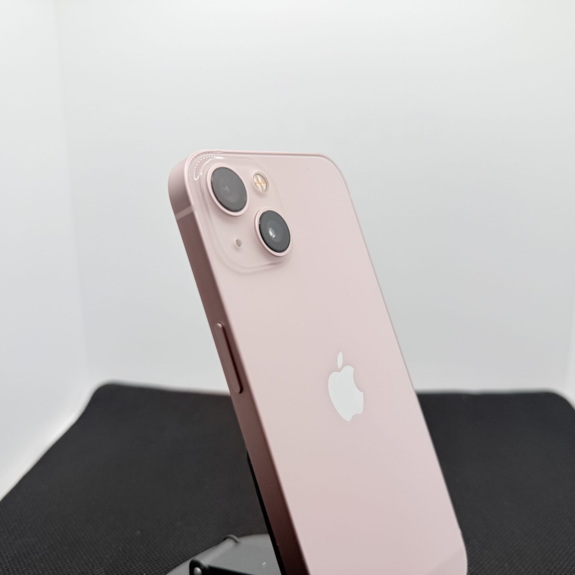 Apple iPhone 13 128GB Pink – (Grade B) | Epic Deals SA