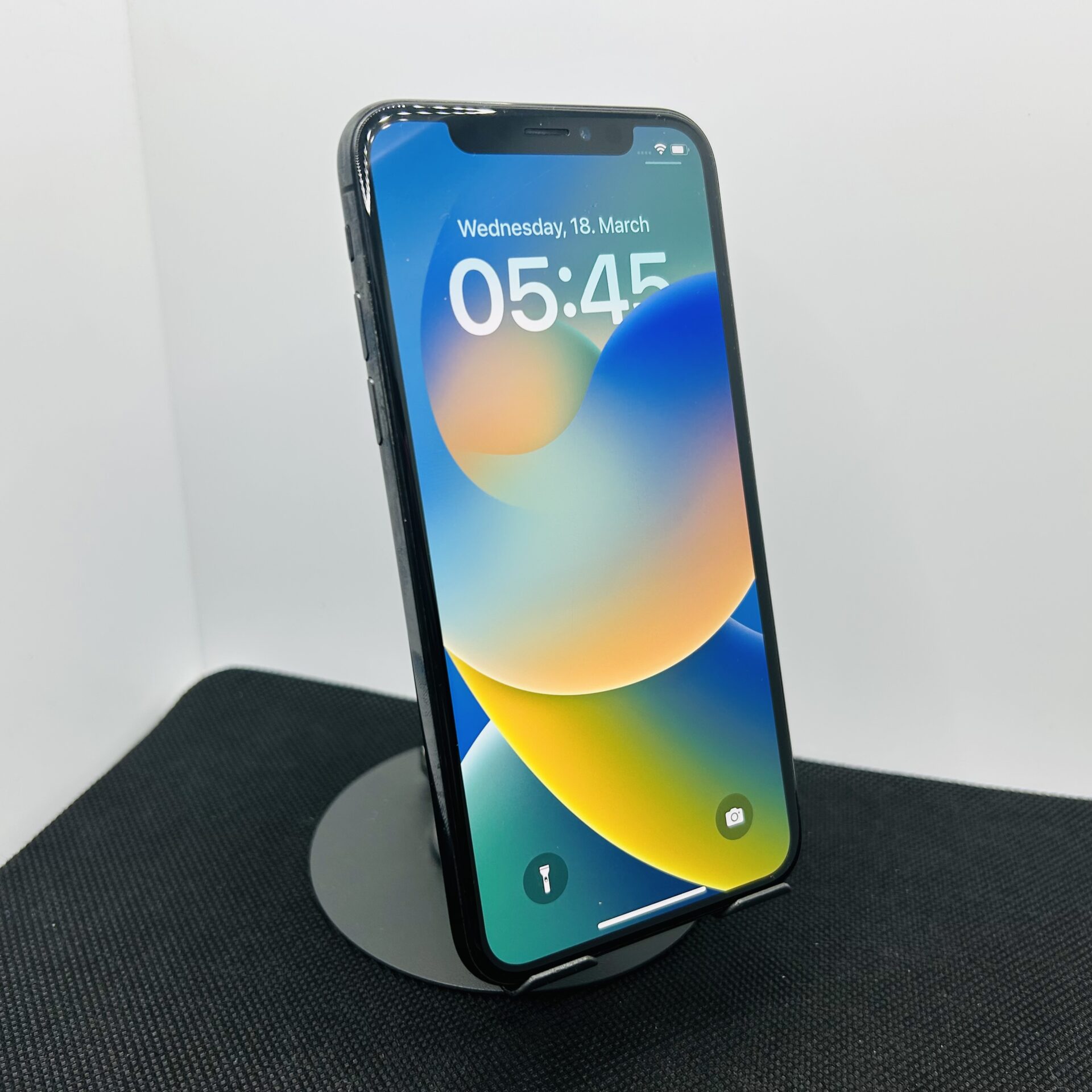 Apple iPhone X 64GB Black (Grade B) | Epic Deals SA