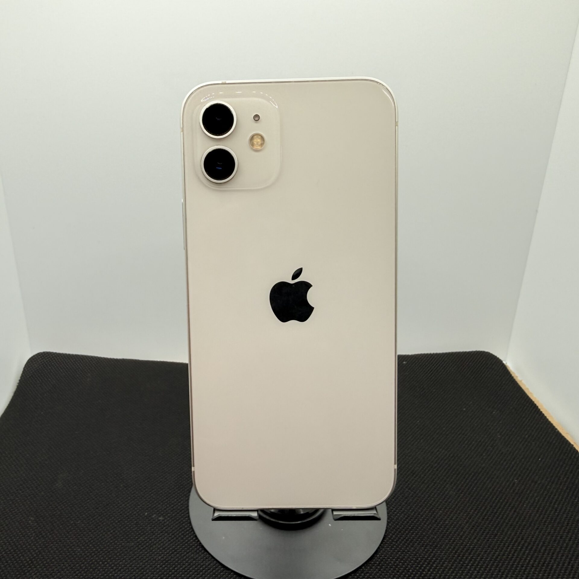 Apple iPhone 12 64GB White - (Grade B) | Epic Deals SA
