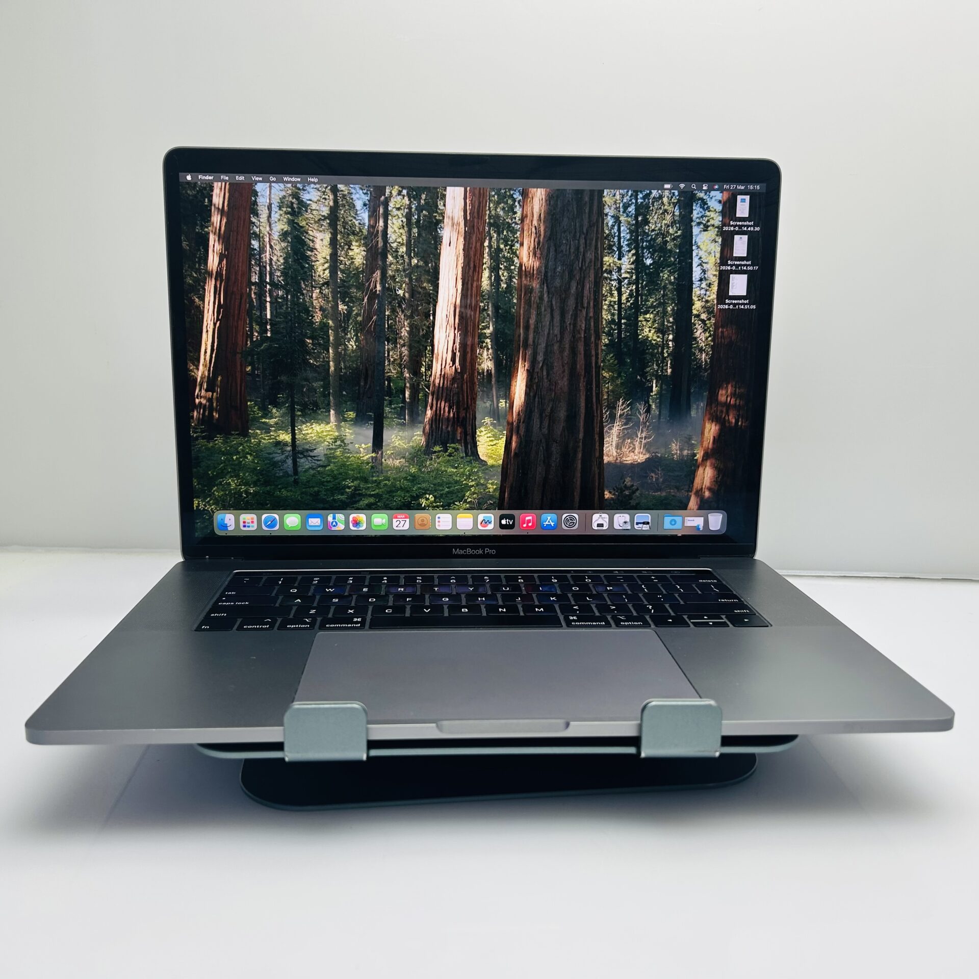 Apple Macbook Pro 15-inch 