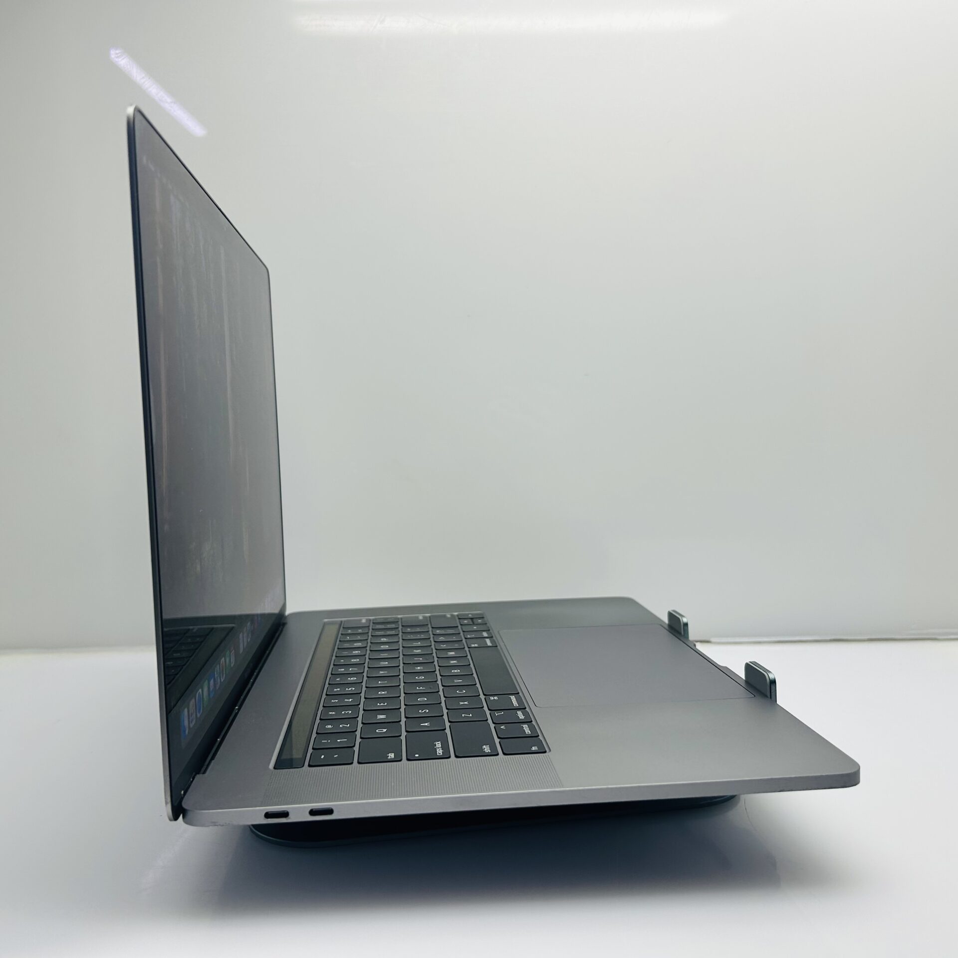 Apple Macbook Pro 15-inch 