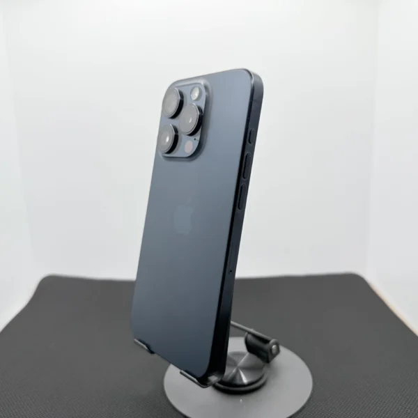 Apple iPhone 15 Pro 256GB Blue Titanium – (Condition: Excellent
