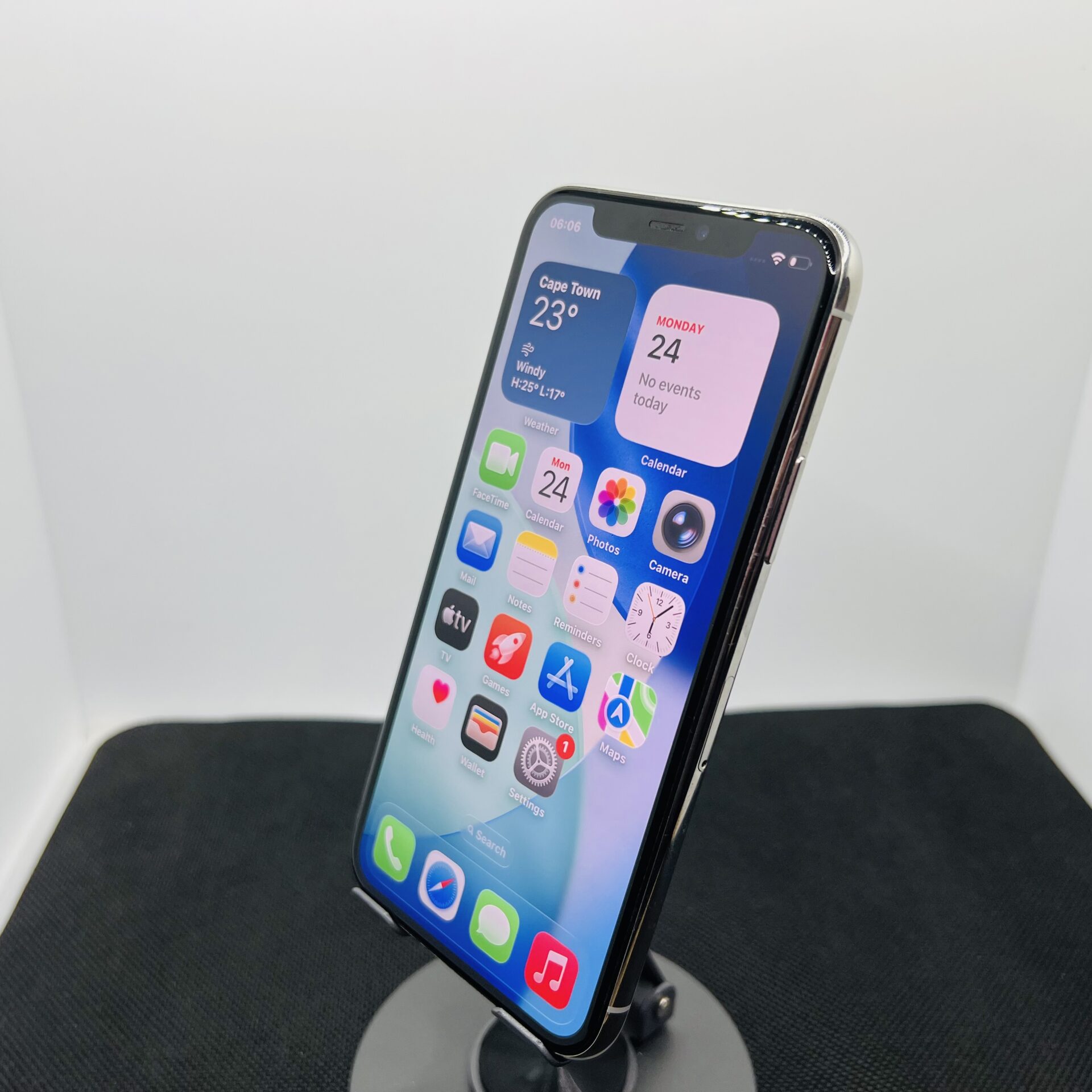 Apple iPhone 11 Pro 512GB Silver (Grade B) - No Face ID - Image 5